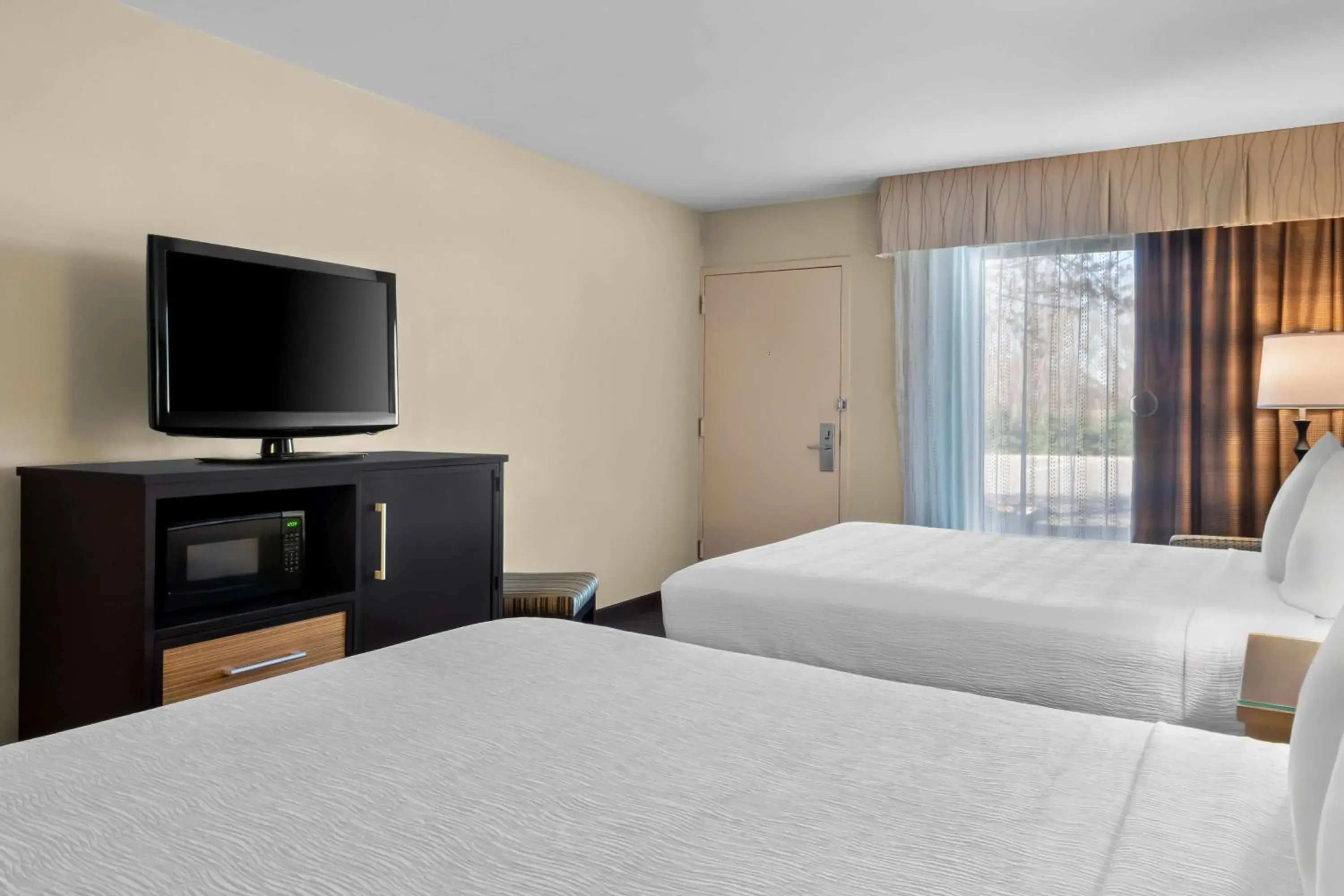 Bedroom, Bed in Best Western Newport Inn Bedroom, Bed in Best Western Newport Inn