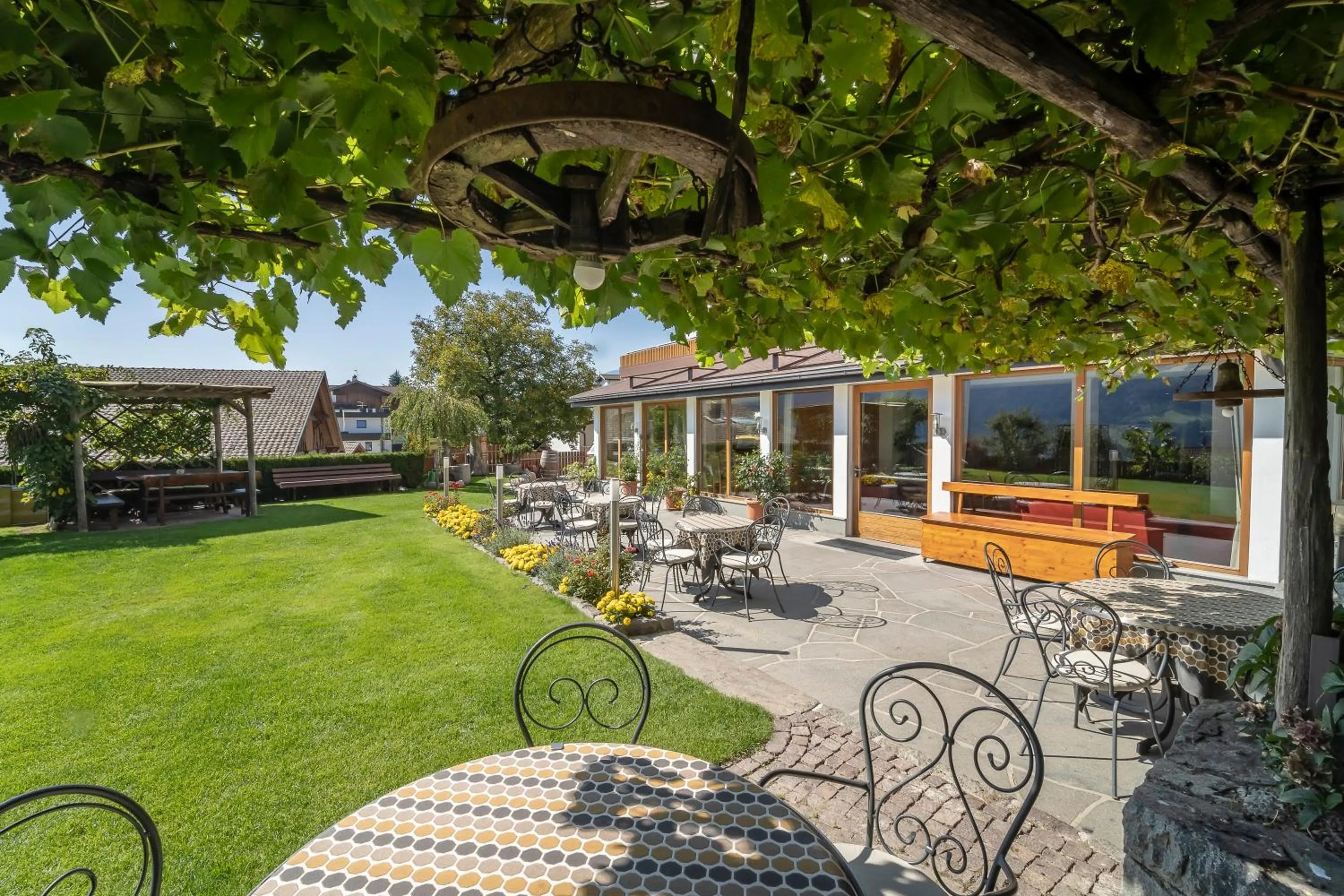 Patio in Hotel Birkenbrunn