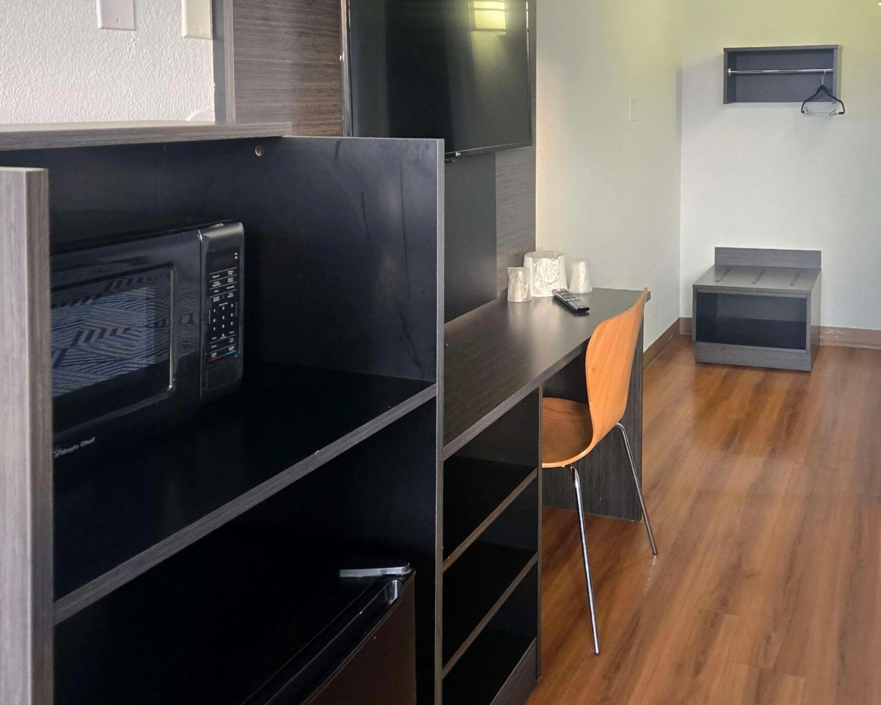 Bedroom in Park Inn by Radisson, Tracy