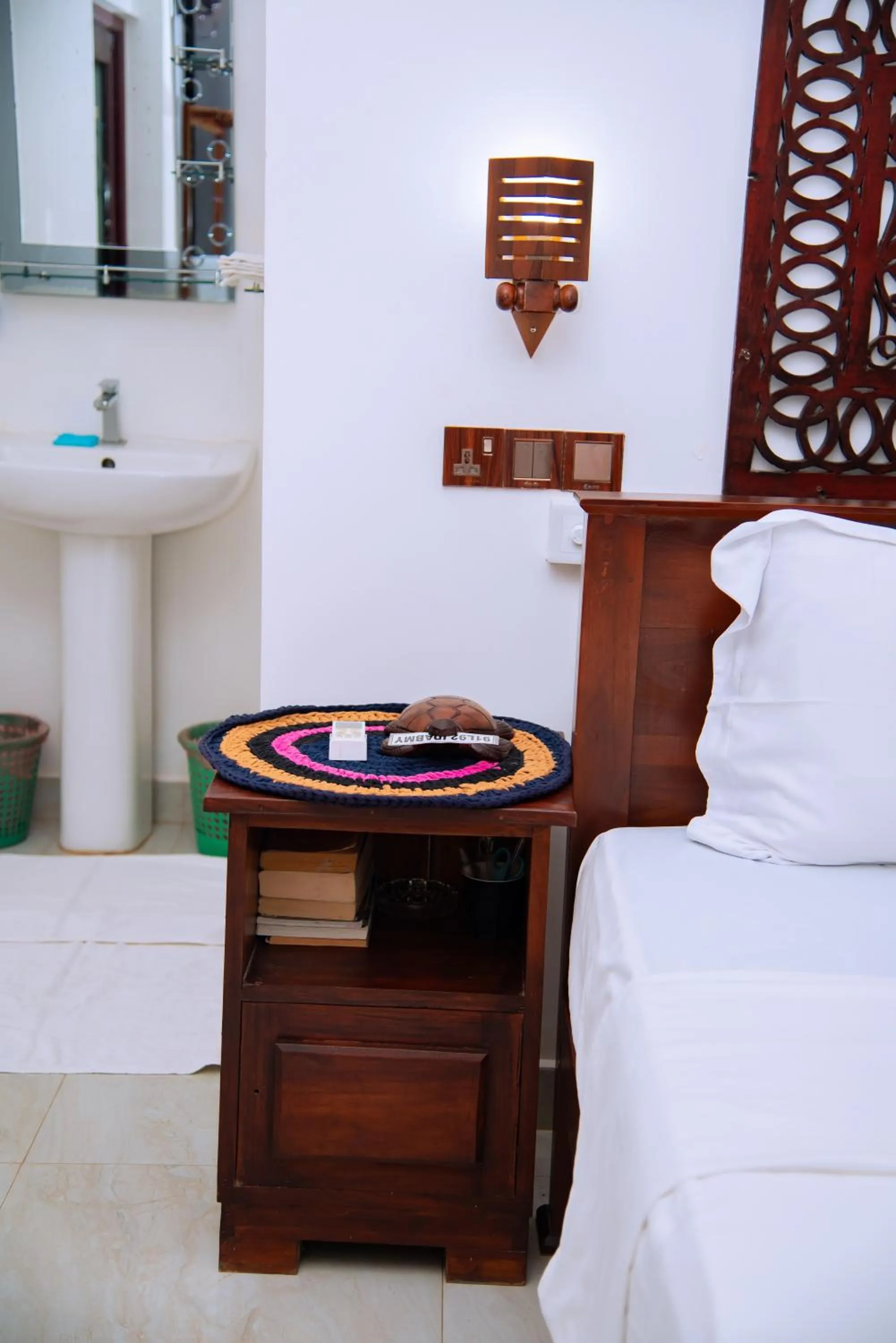 Bed in Shadow Surf Bay