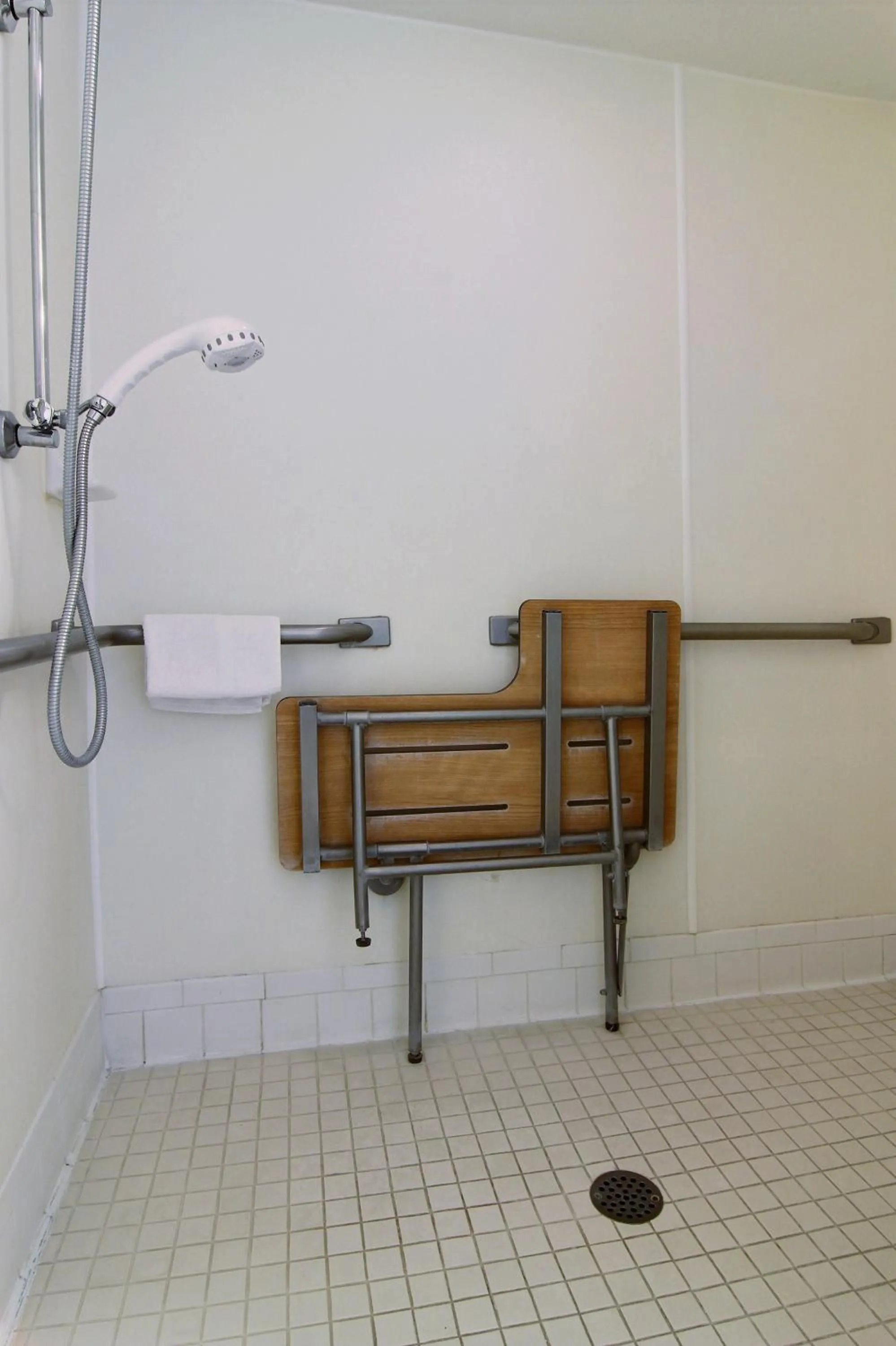 Shower in Motel 6-Grants, NM