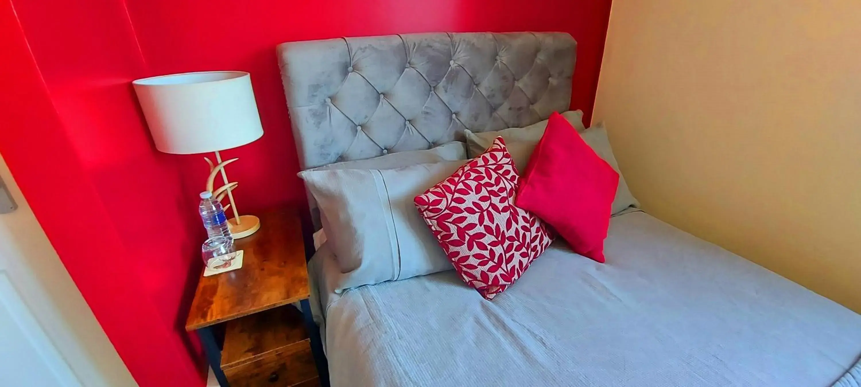 Budget Double Room - single occupancy in Sportsmans Valley Hotel Budget Double Room - single occupancy in Sportsmans Valley Hotel