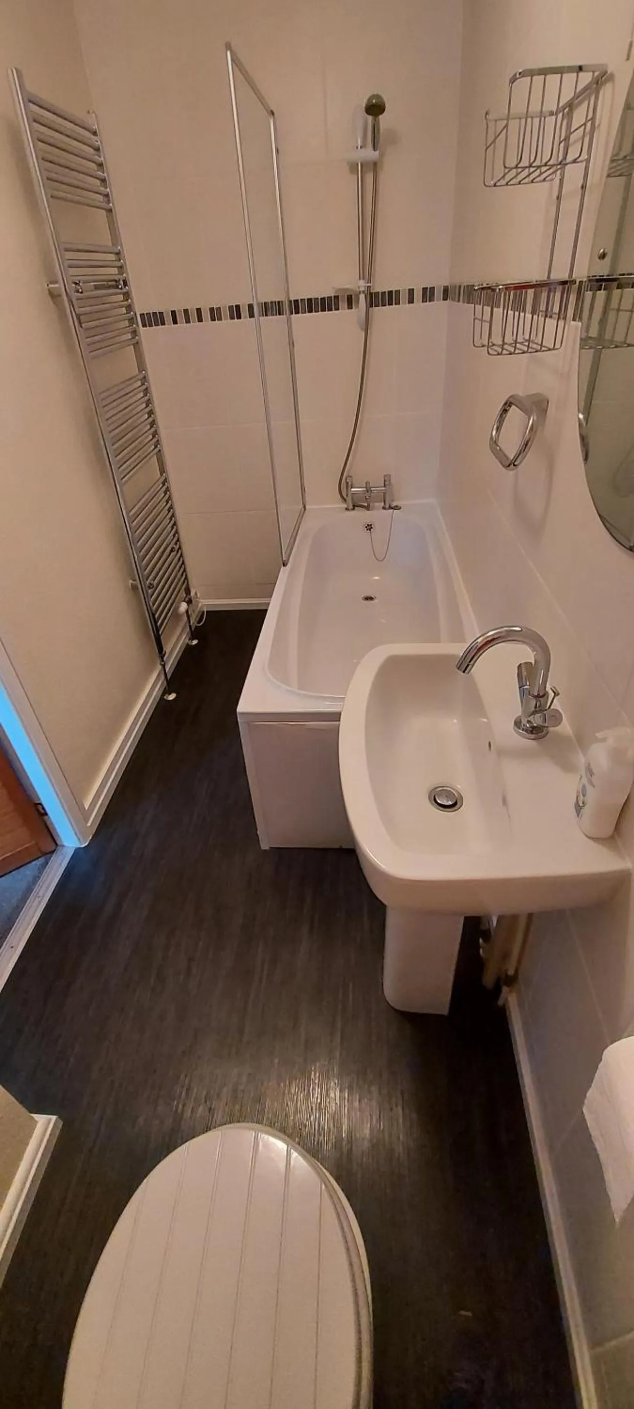 Bathroom in Sportsmans Valley Hotel