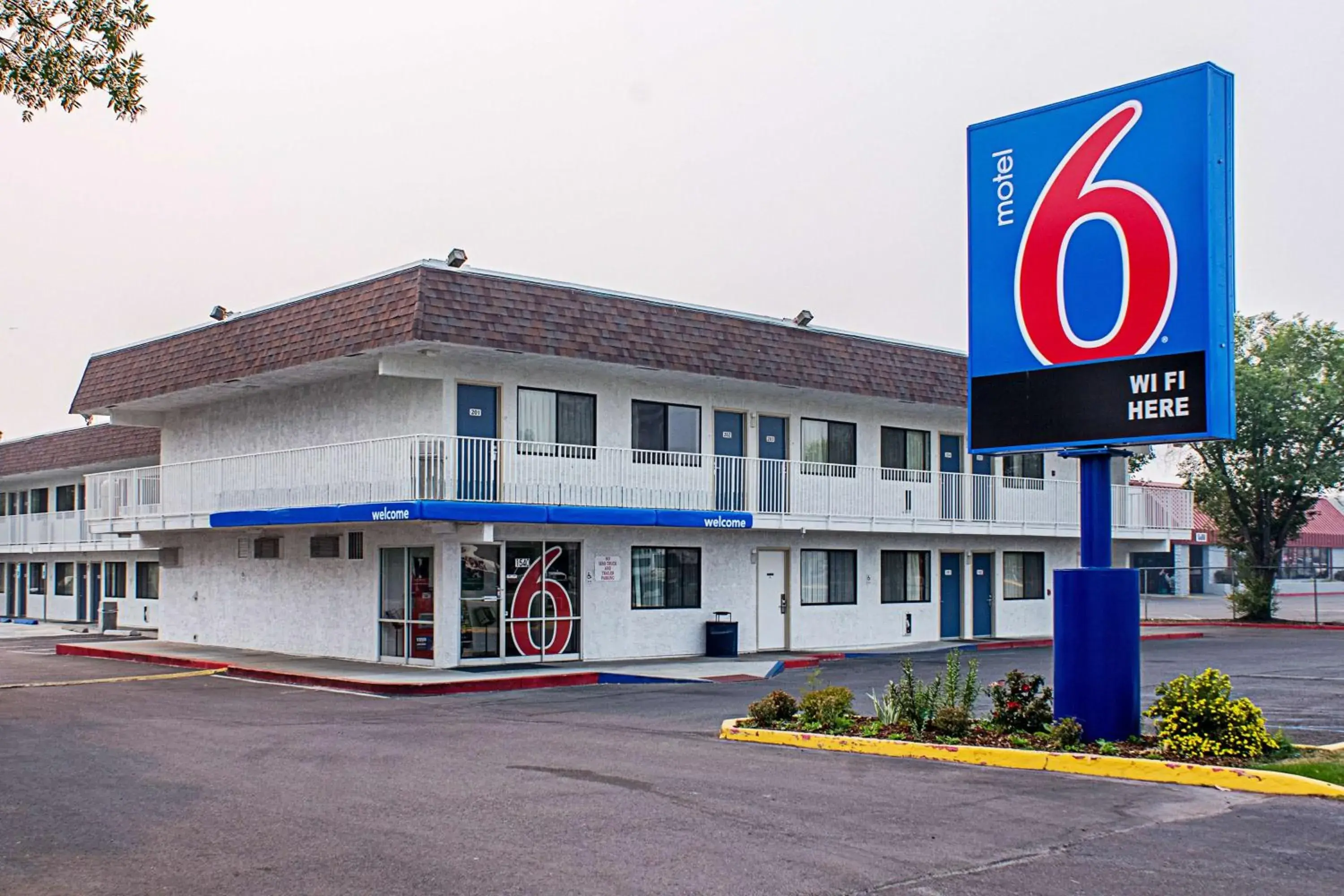 Property Building in Motel 6-Kalispell, MT