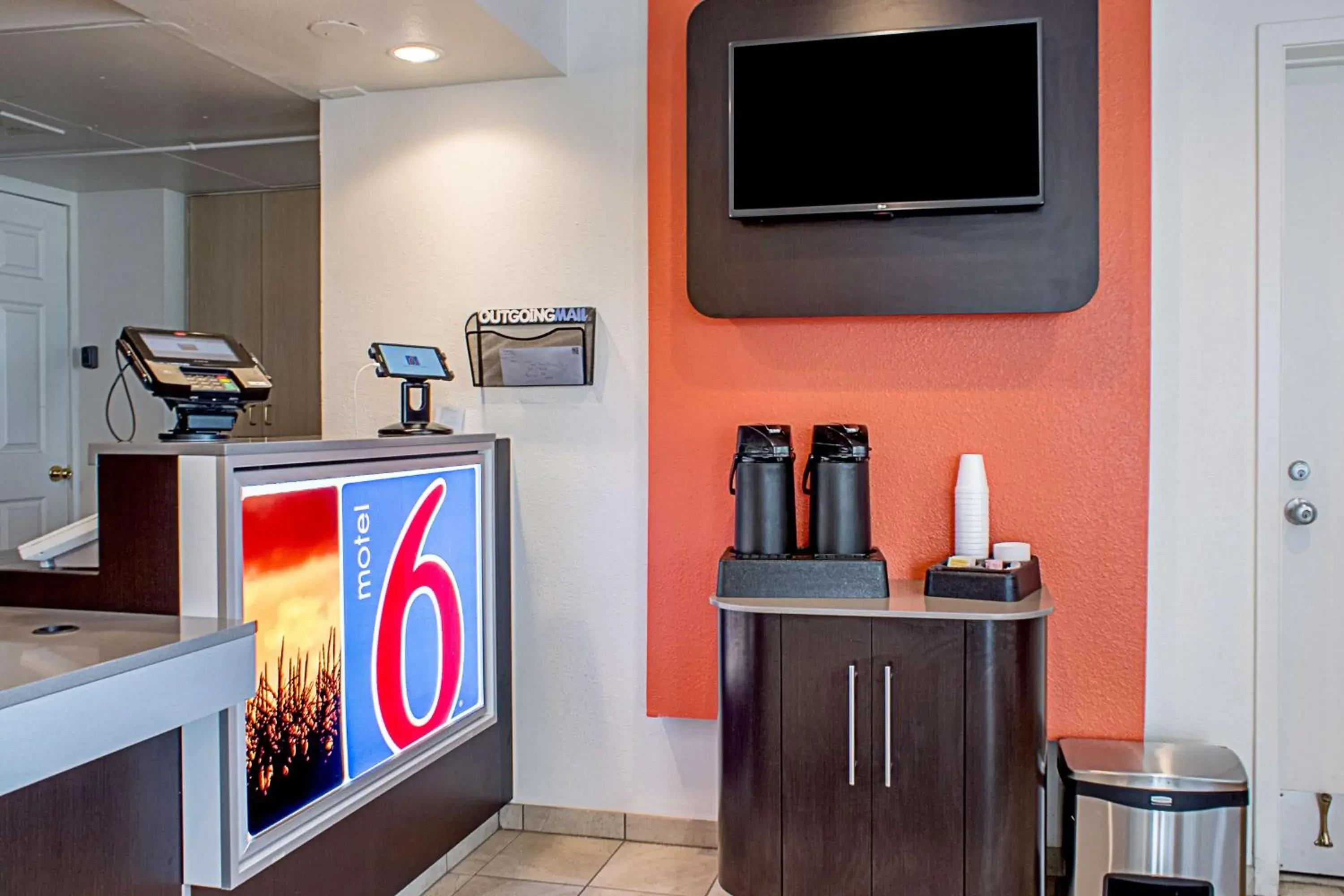 TV and multimedia, TV/Entertainment Center in Motel 6-Kalispell, MT