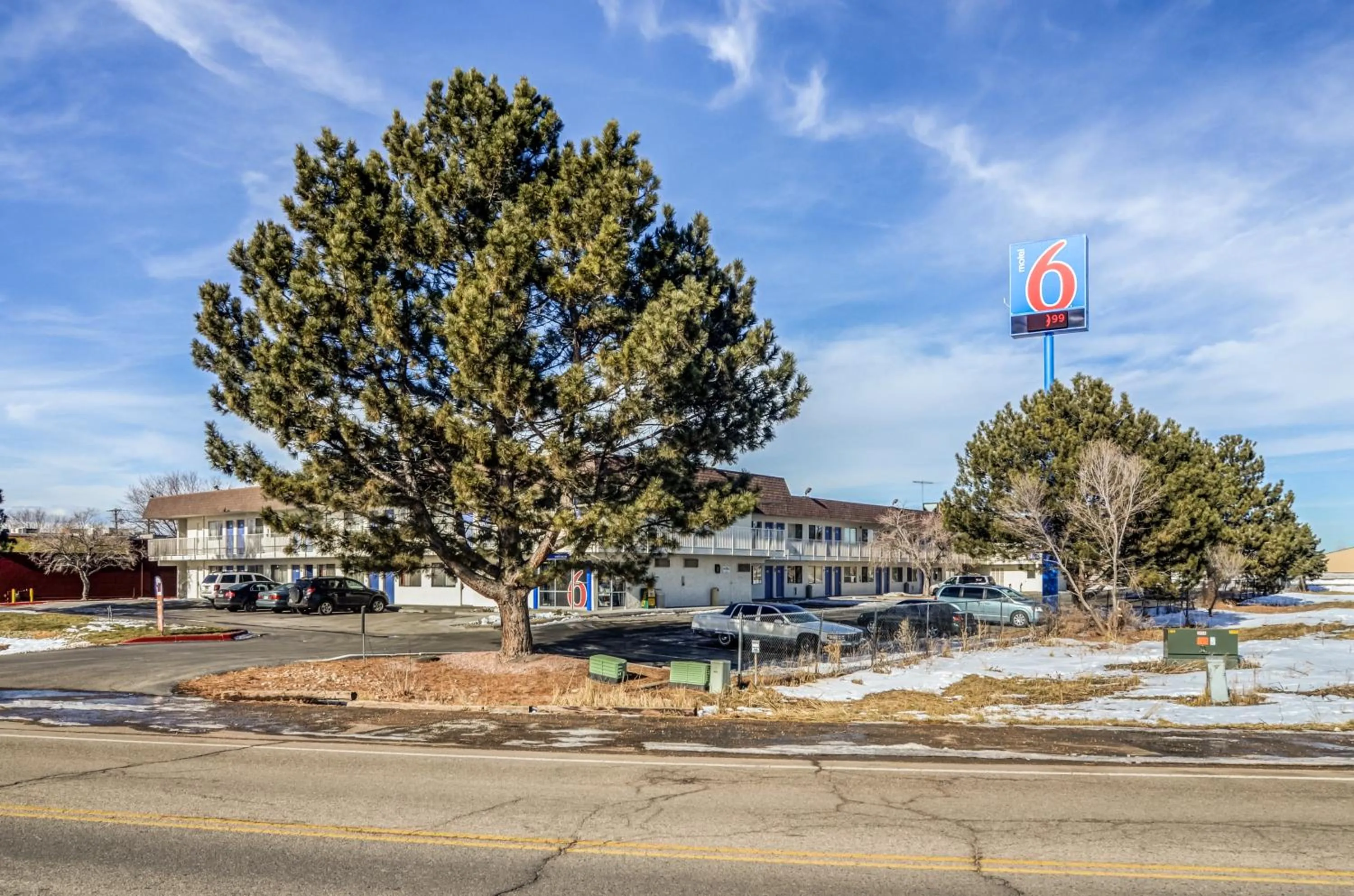 Property building in Motel 6 Fort Collins, CO