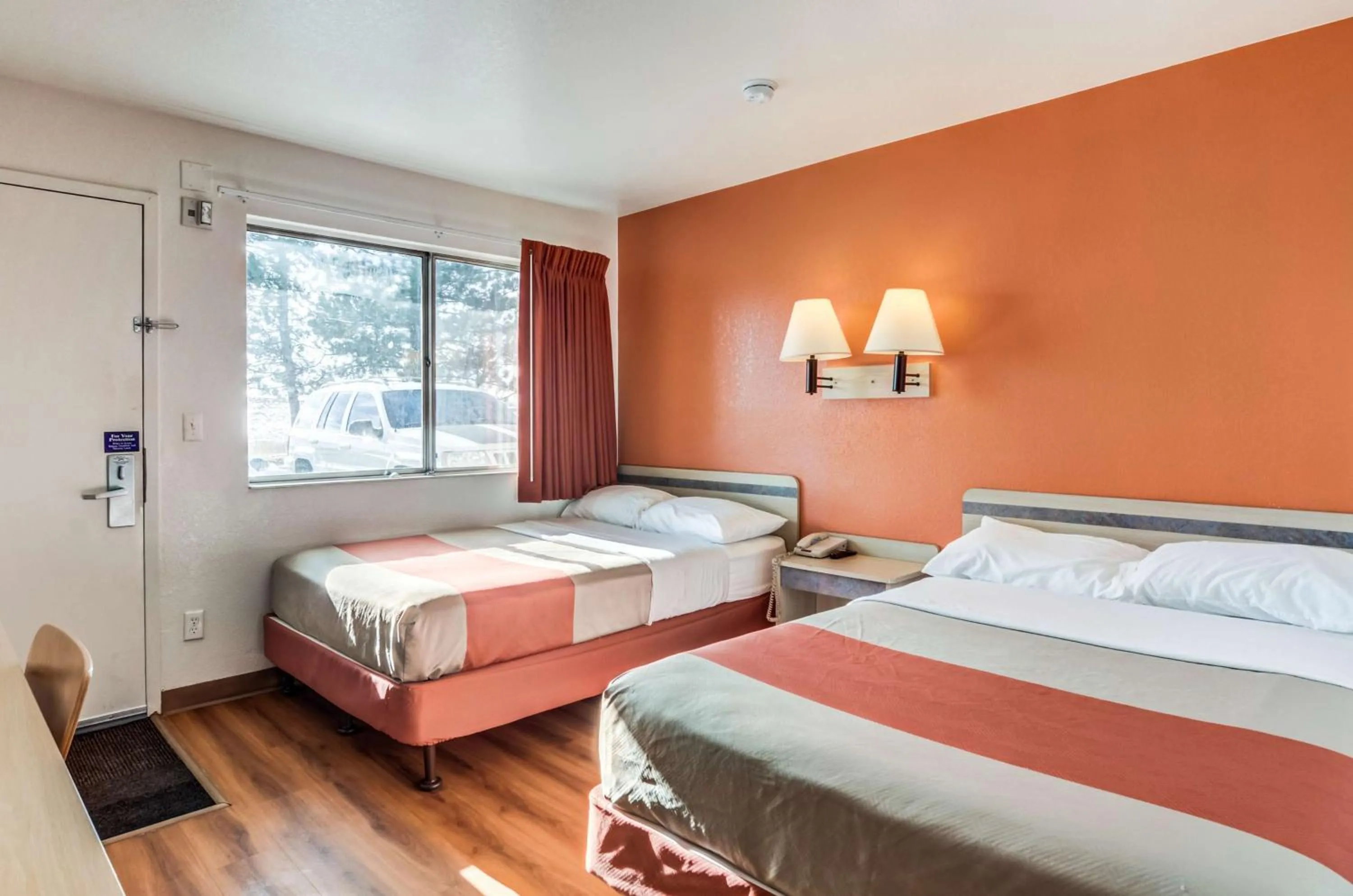 Photo of the whole room, Bed in Park Inn by Radisson, Fort Collins