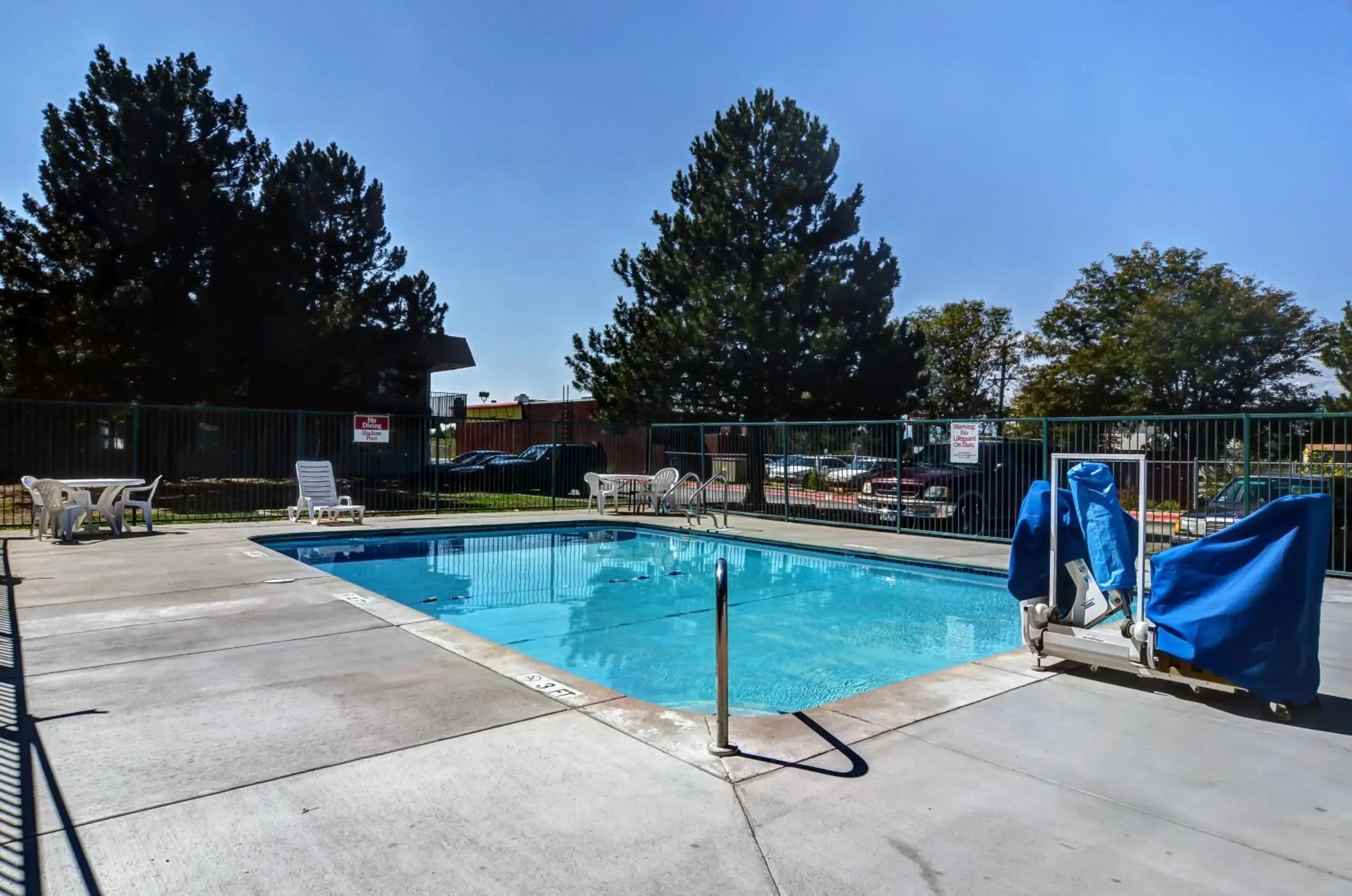 Swimming Pool in Motel 6-Fort Collins, CO