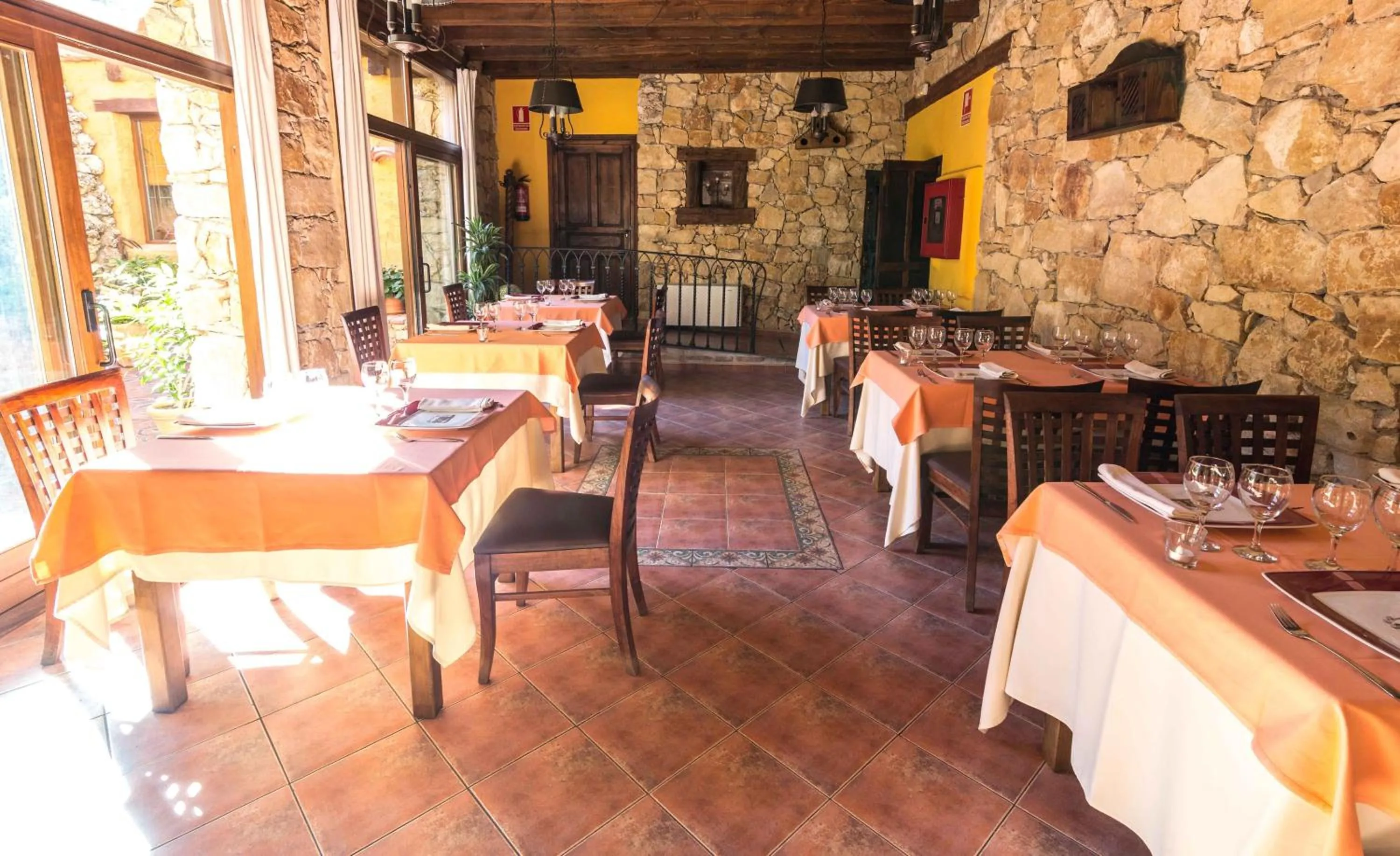 Restaurant/places to eat in El Rincón de las Hoces del Duratón