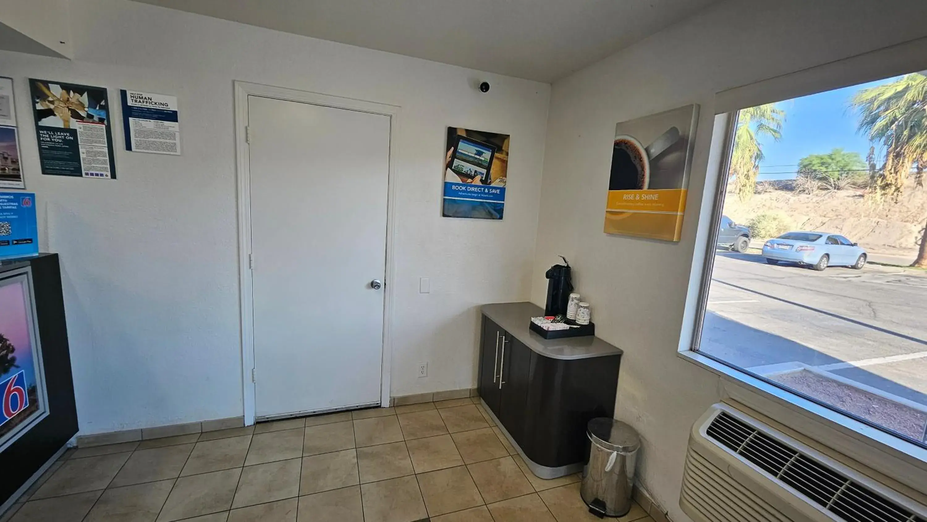 Lobby or reception in Motel 6-Blythe, CA Lobby or reception in Motel 6-Blythe, CA