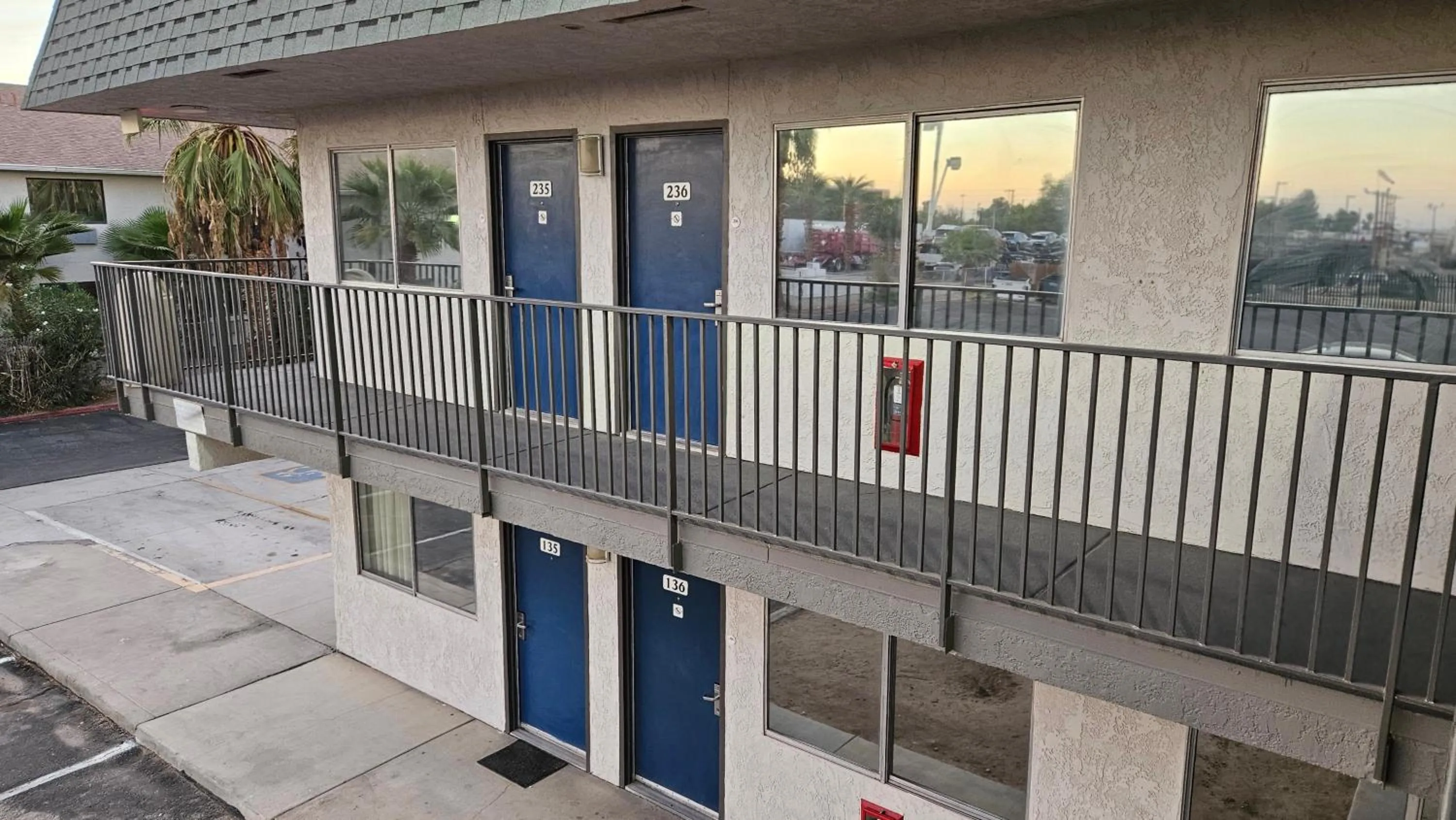Property building in Motel 6-Blythe, CA