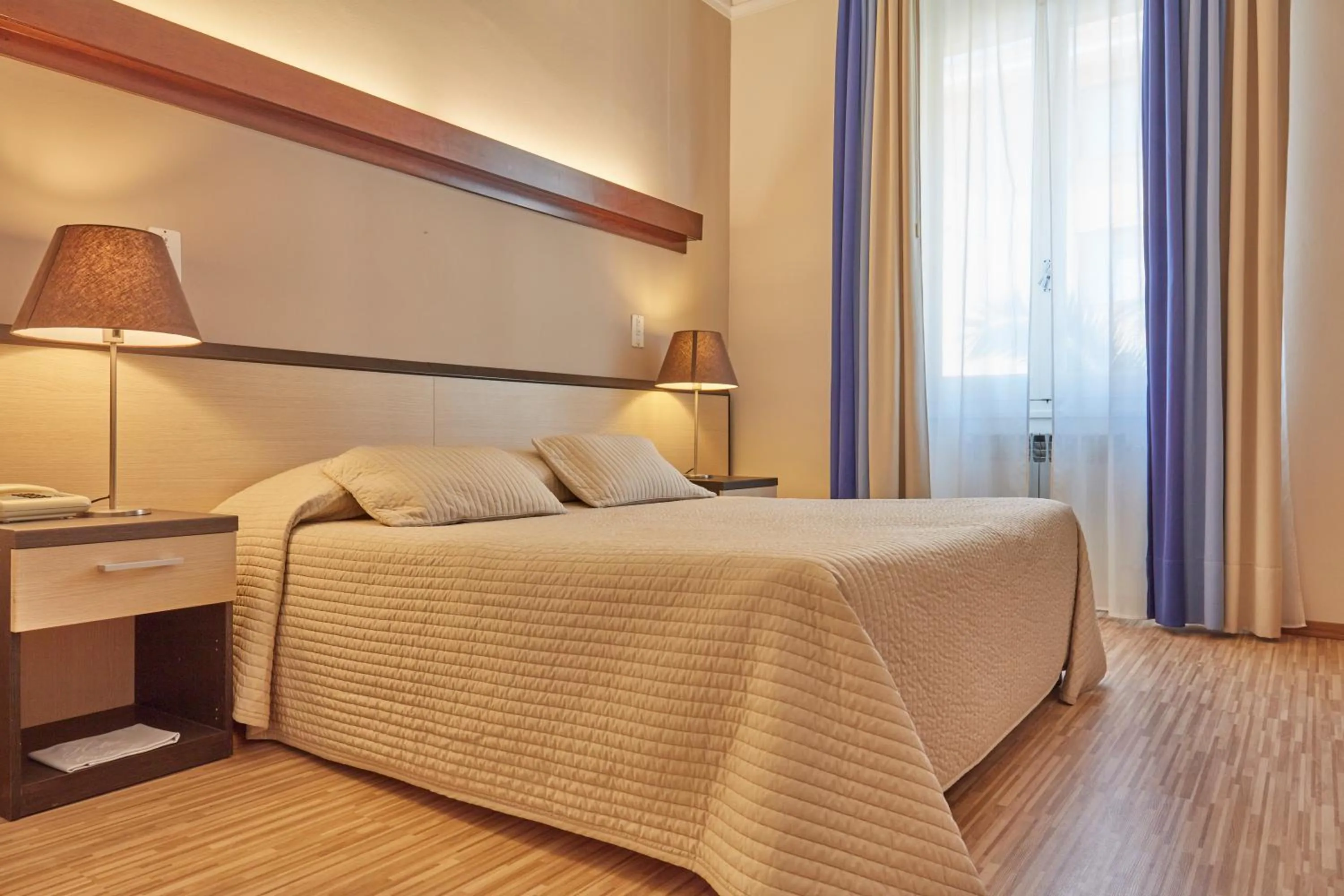 Double or Twin Room with Partial Sea View in Albergo Celeste
