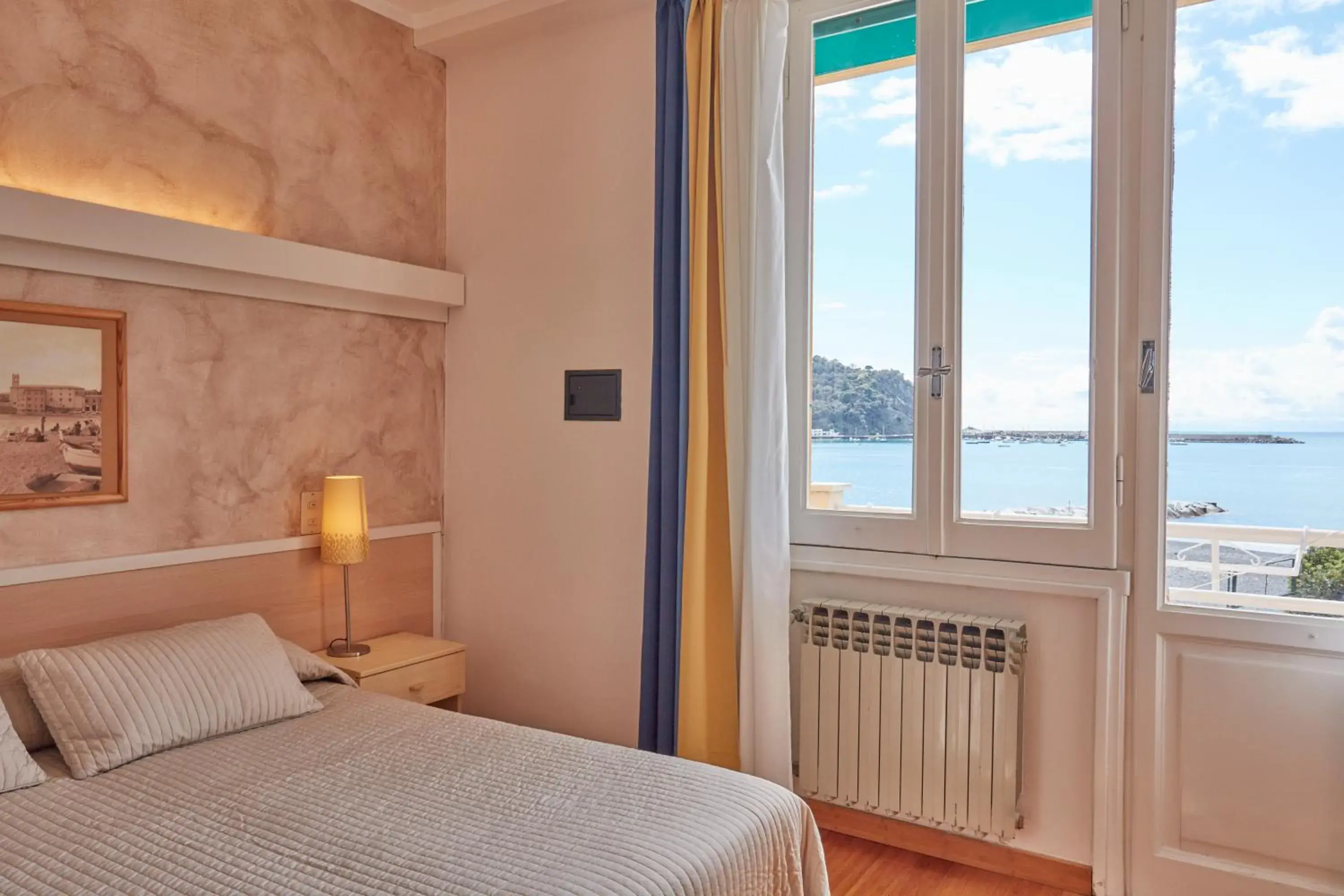 Double Room with Sea View Balcony in Albergo Celeste Double Room with Sea View Balcony in Albergo Celeste