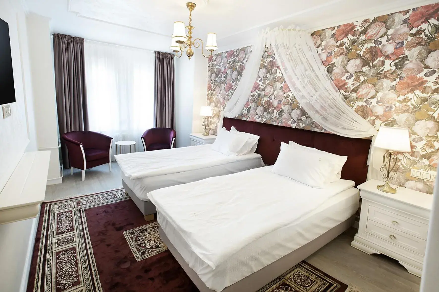 Standard Twin Room in Hotel Caraiman Standard Twin Room in Hotel Caraiman