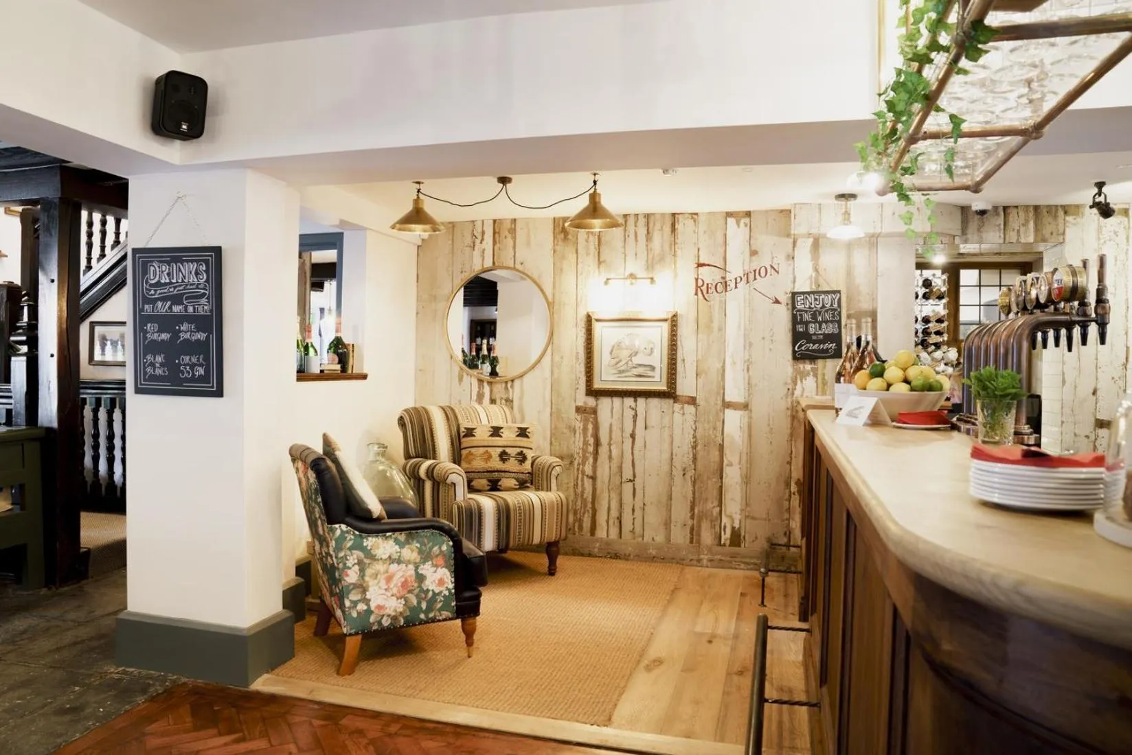 Lobby or reception in Bel and The Dragon at Red Lion Wendover