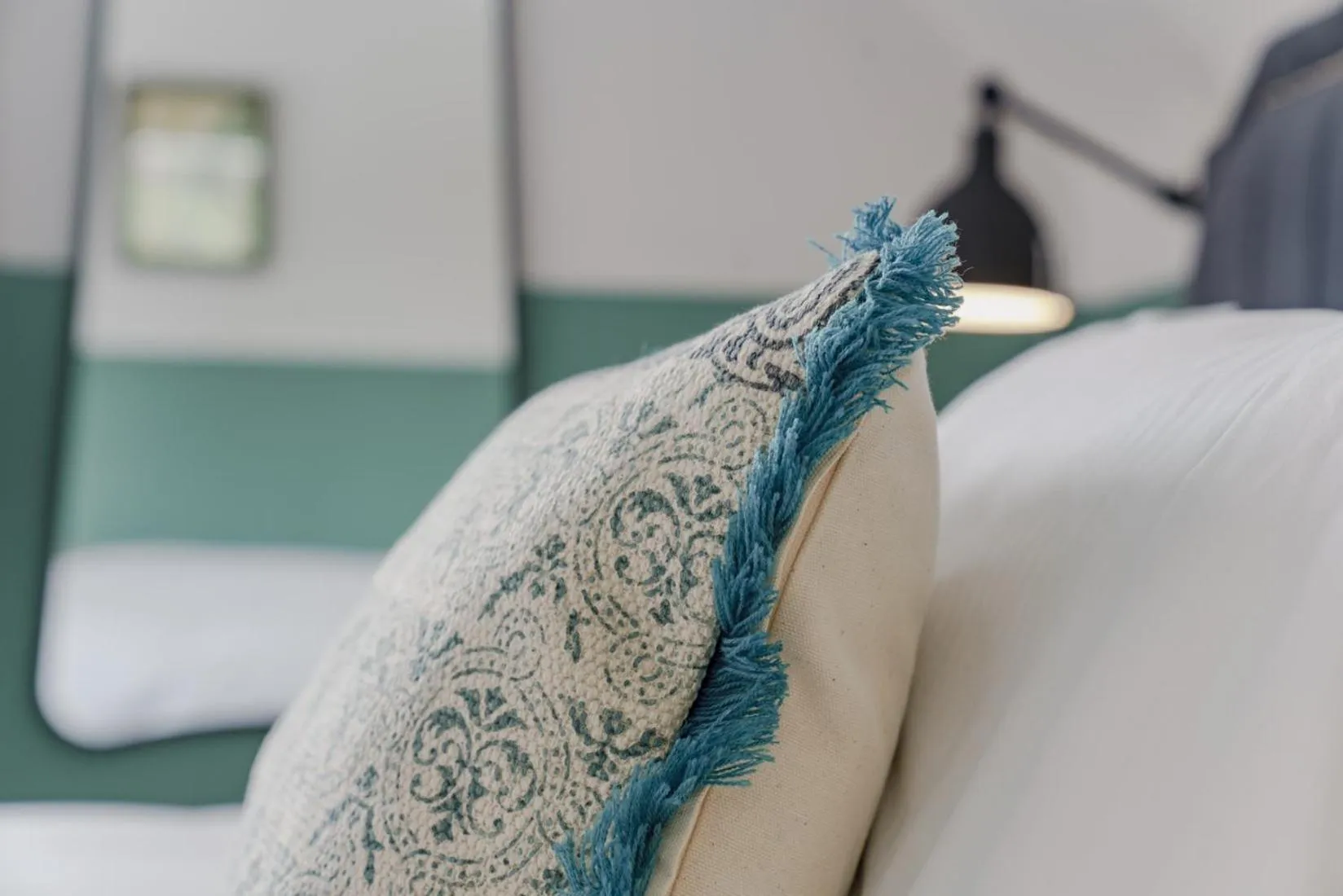 Bedroom, Bed in Bel and The Dragon at Red Lion Wendover