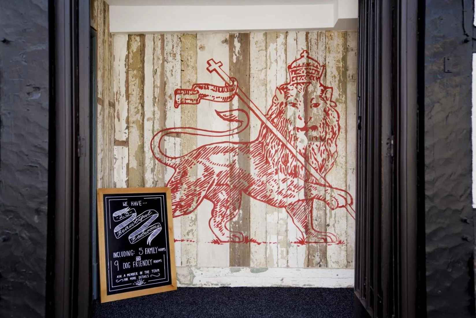 Logo/Certificate/Sign in Bel and The Dragon at Red Lion Wendover