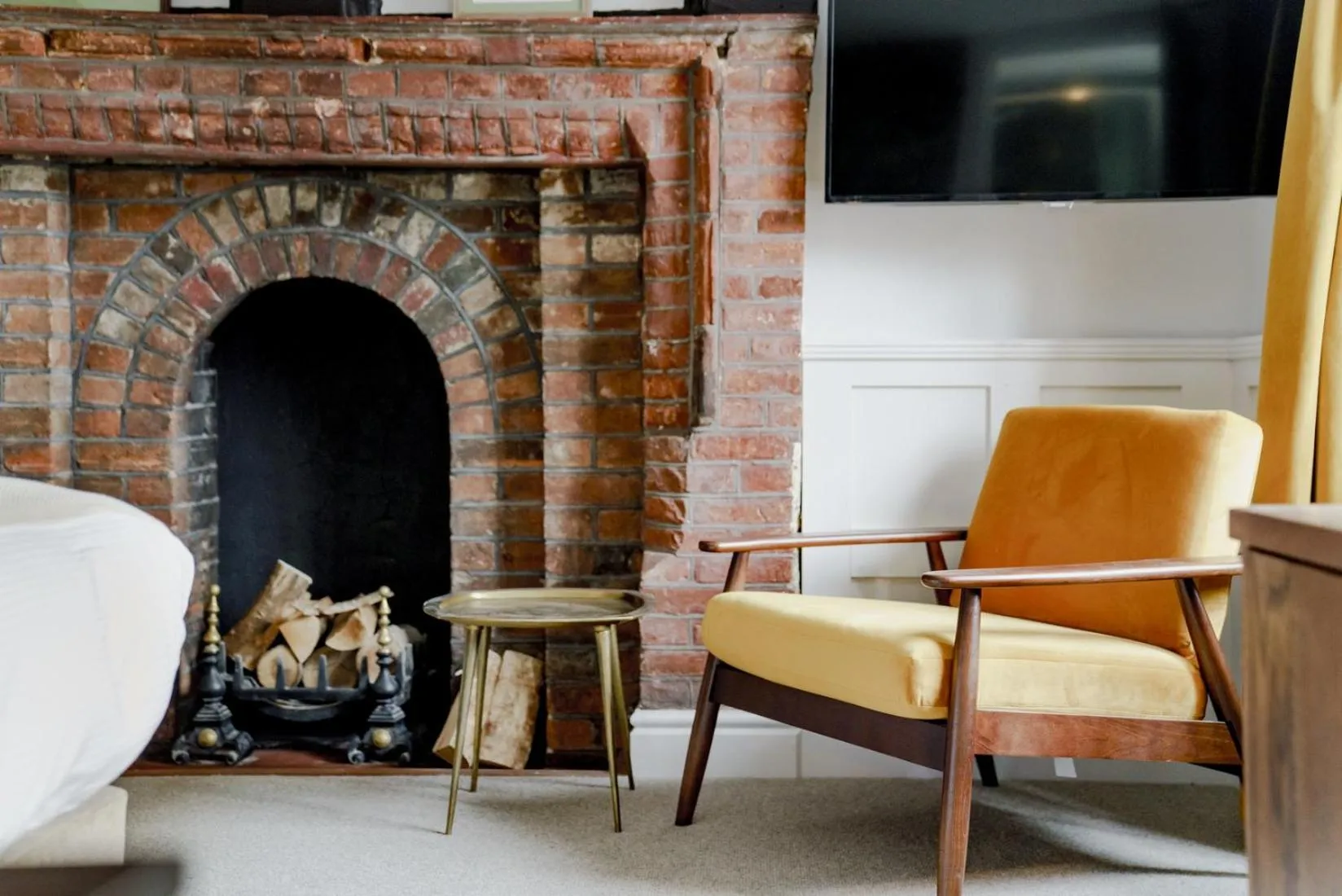 Bedroom in Bel and The Dragon at Red Lion Wendover