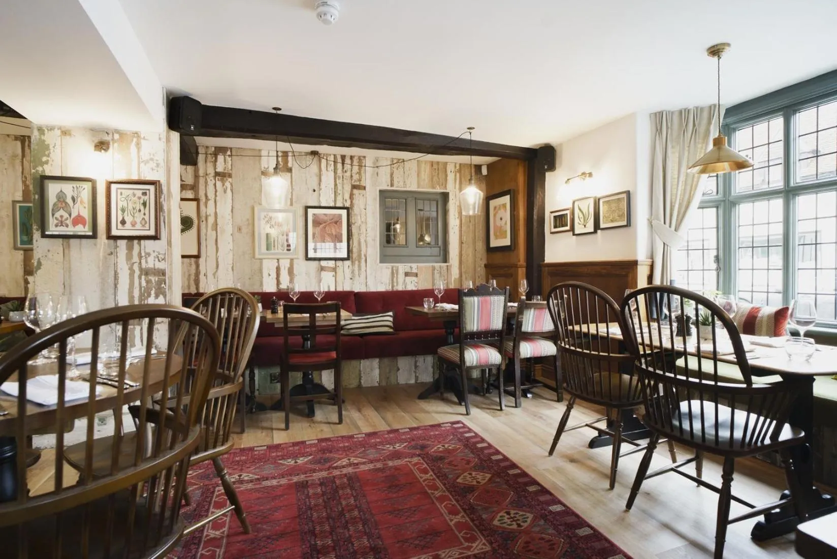 Restaurant/places to eat in Bel and The Dragon at Red Lion Wendover