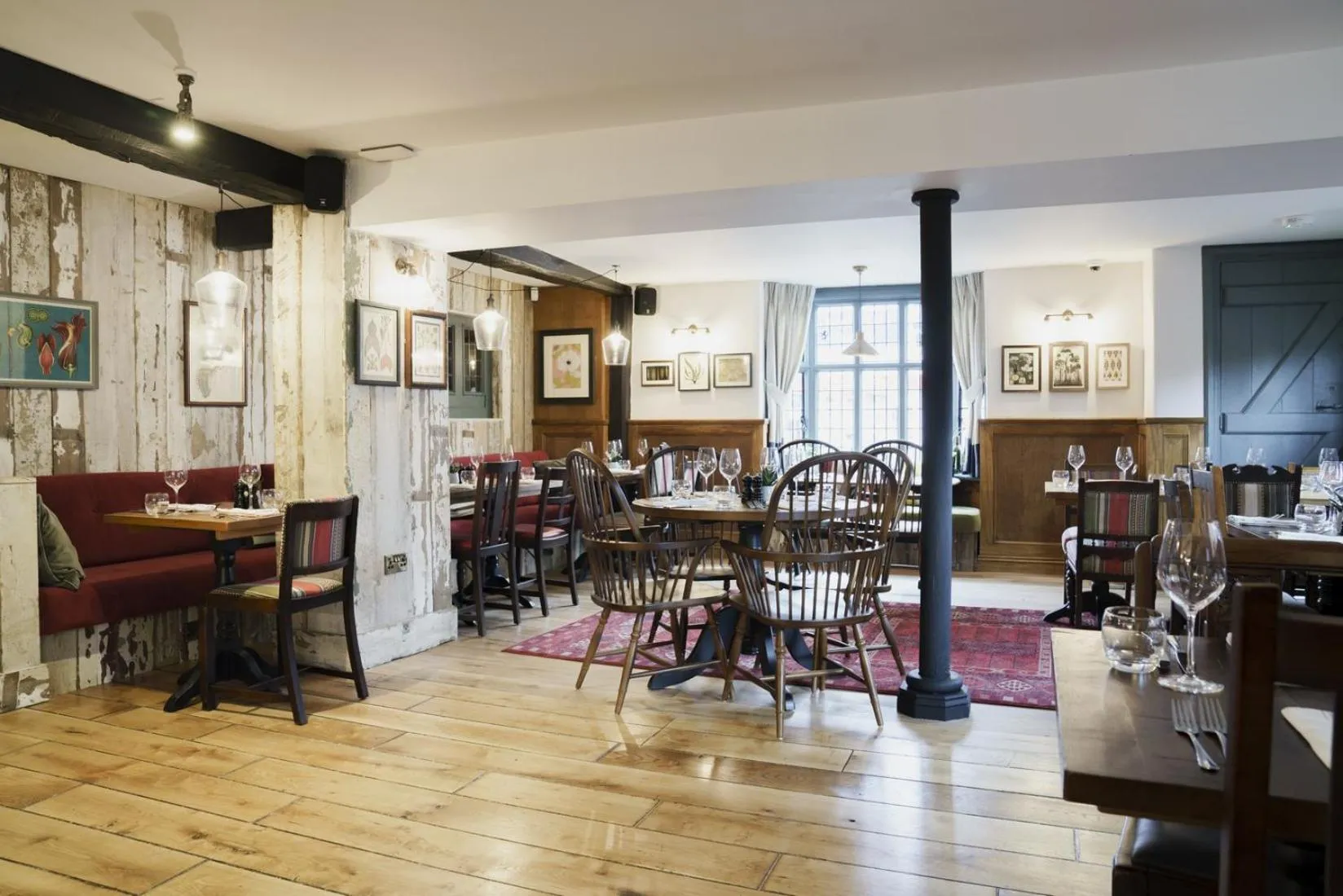 Restaurant/places to eat in Bel and The Dragon at Red Lion Wendover