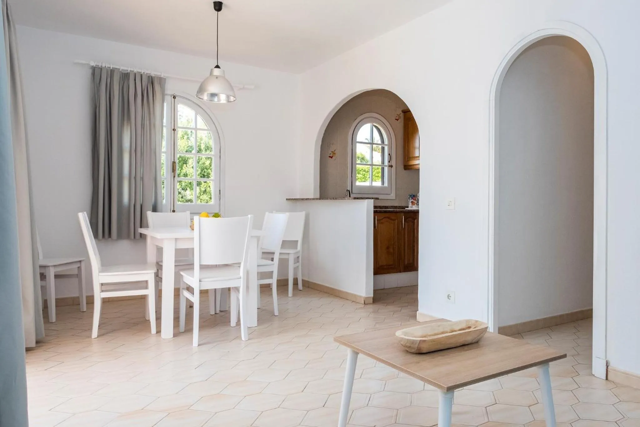 Property building in Girasol Garden Superior 2