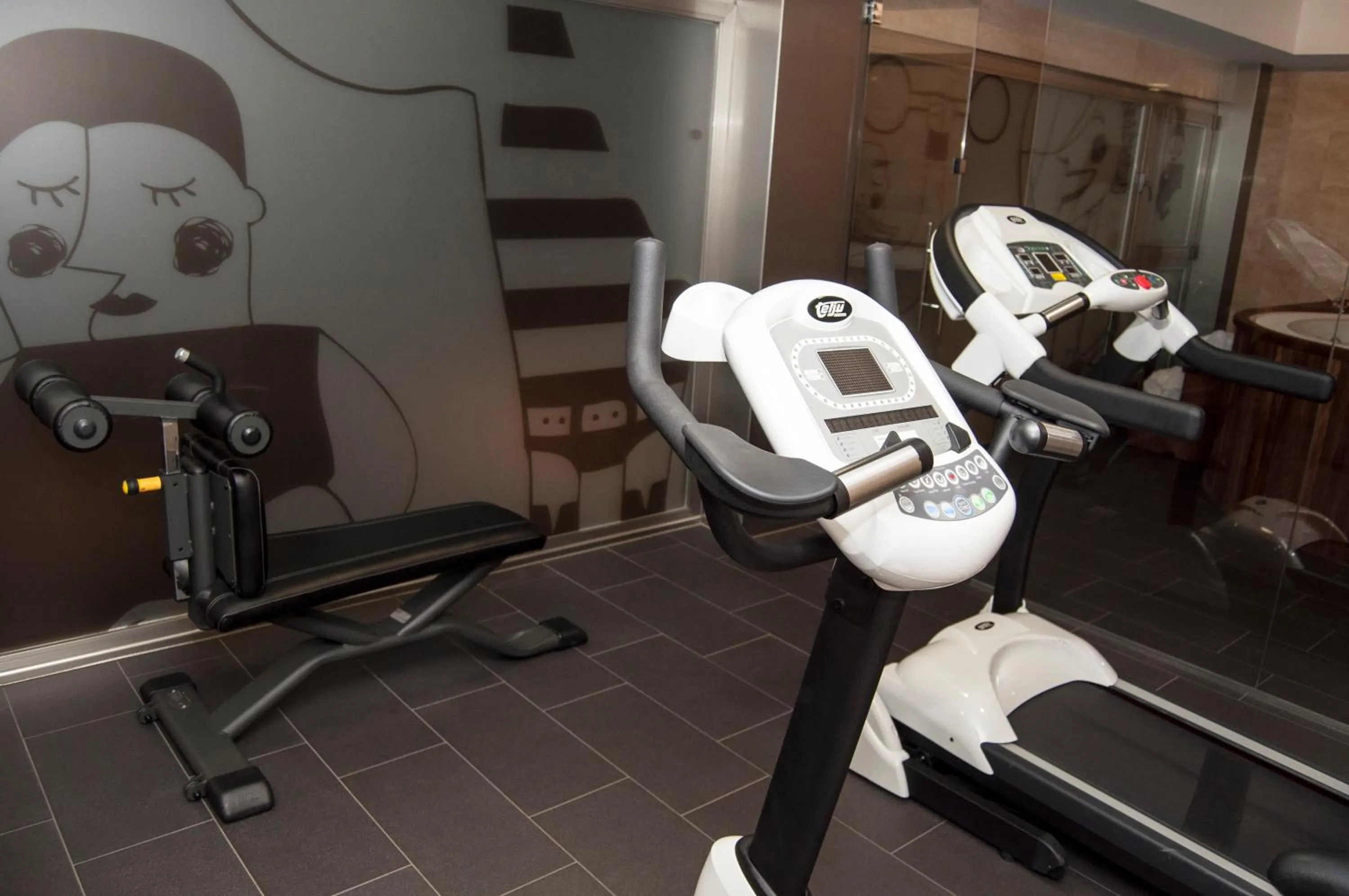 Fitness centre/facilities in Escuderos Hotel Cruz