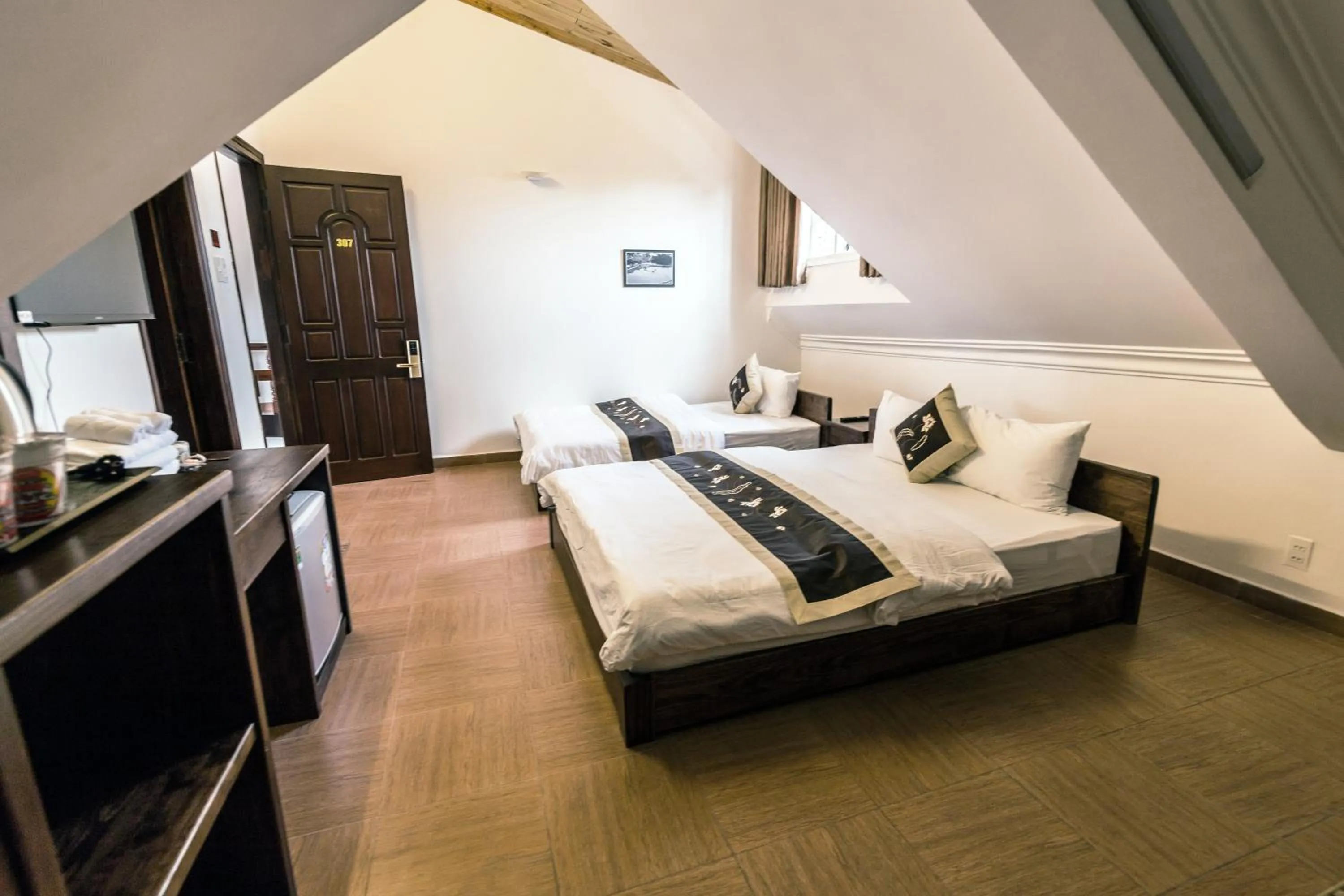 Bed in Dragon Dalat Villa