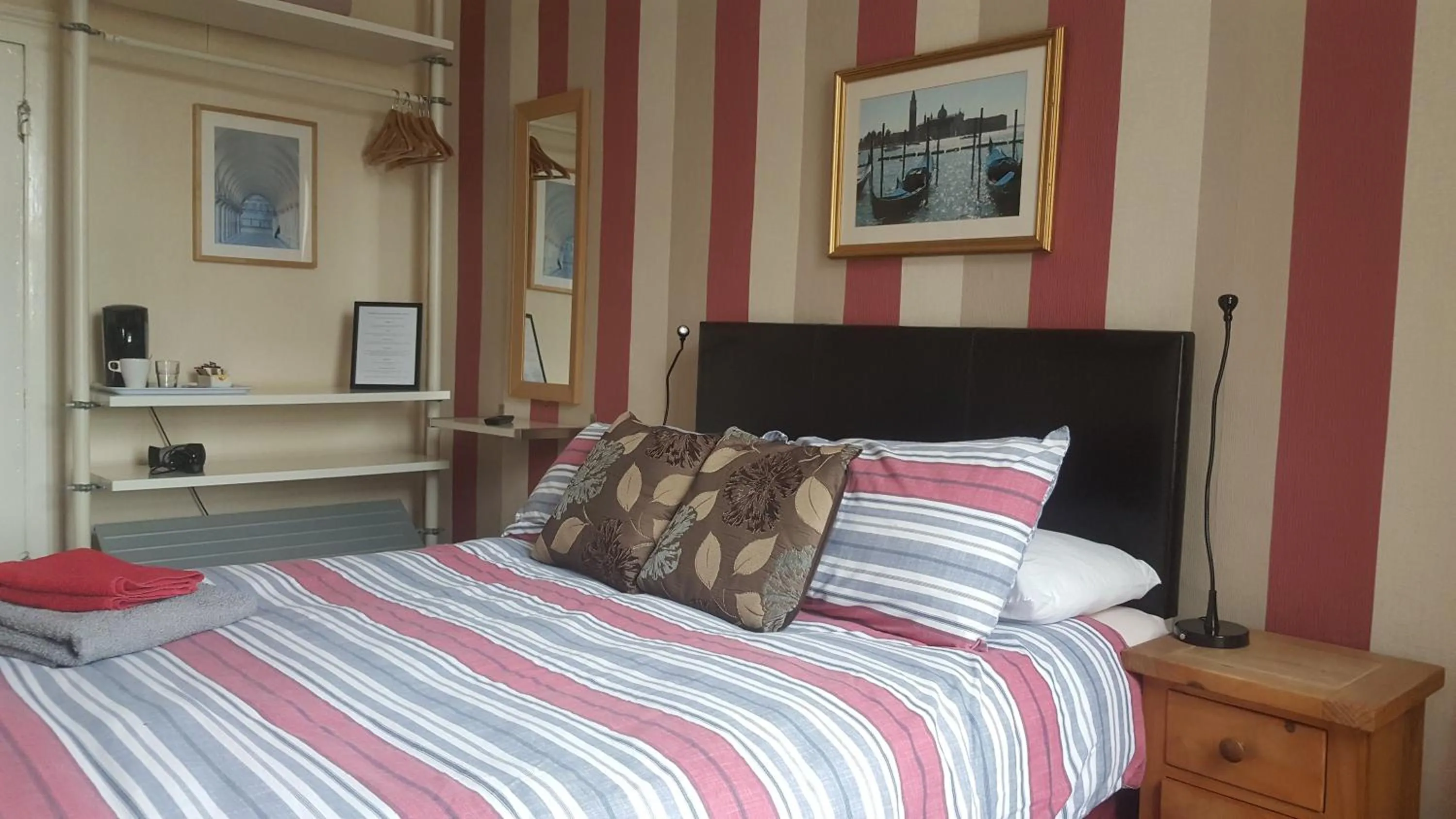 Bed in Angel Guesthouse