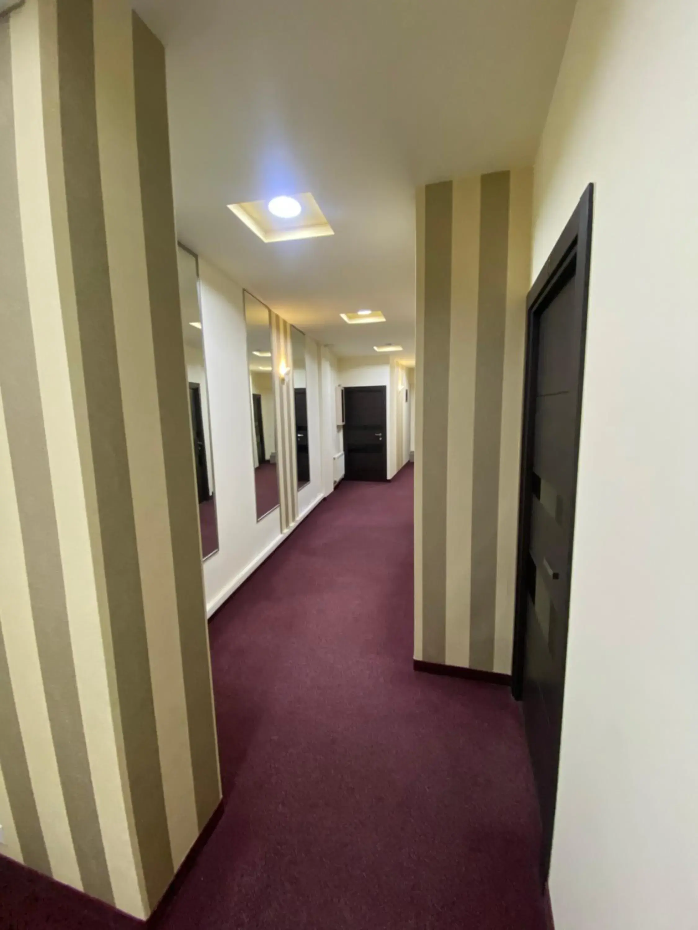 Property building in Hobby Hotel Property building in Hobby Hotel