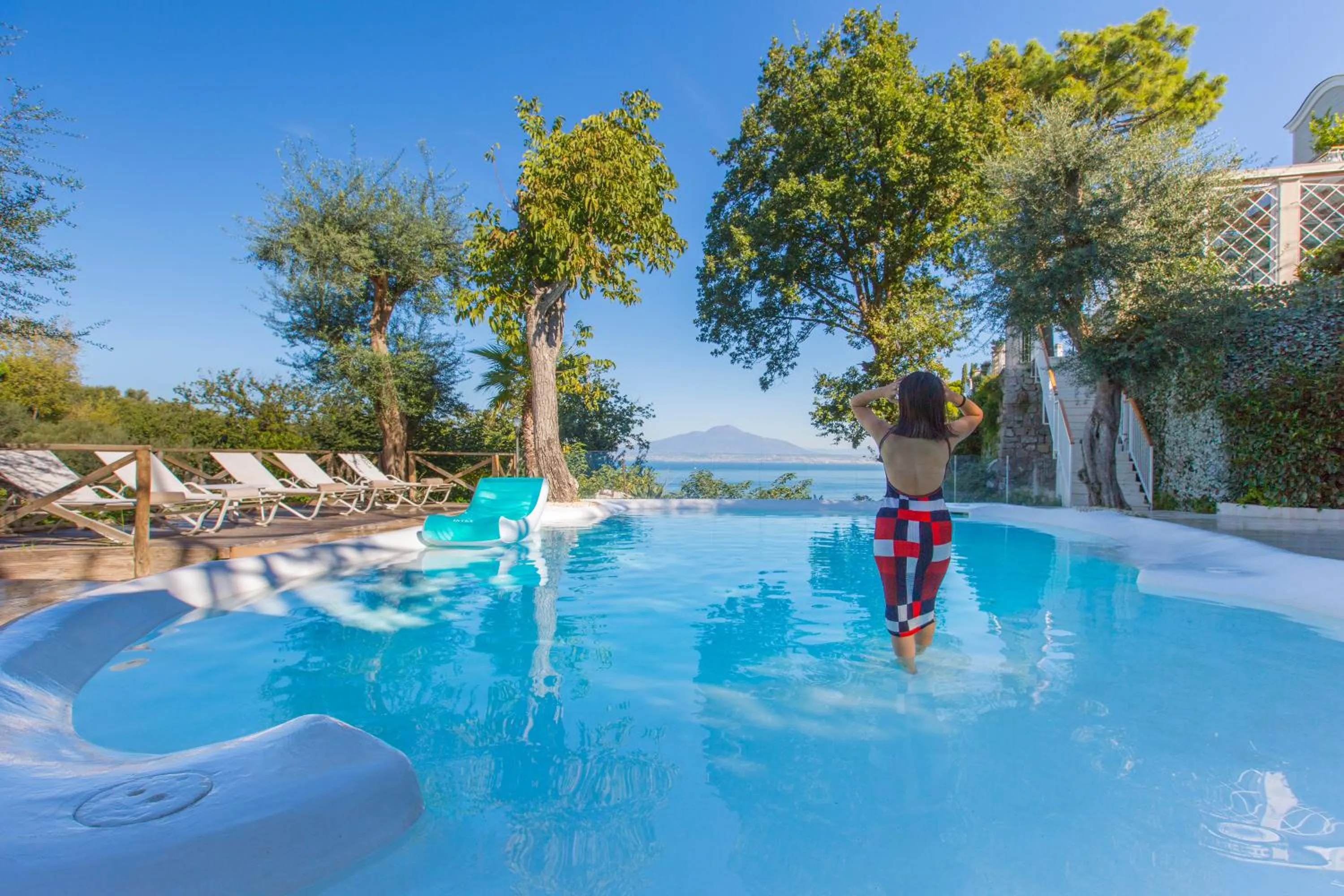 Pool view in Sorrento Dream