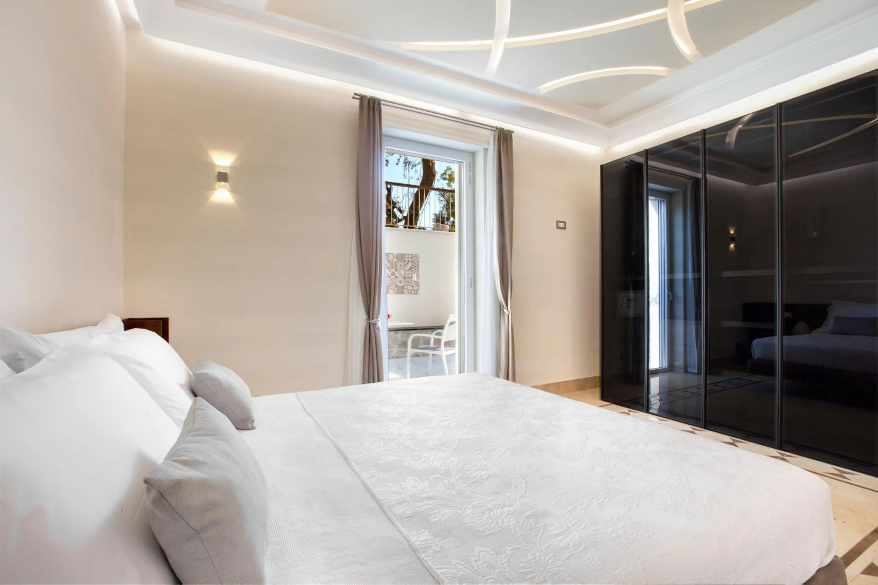 Bed in Sorrento Dream