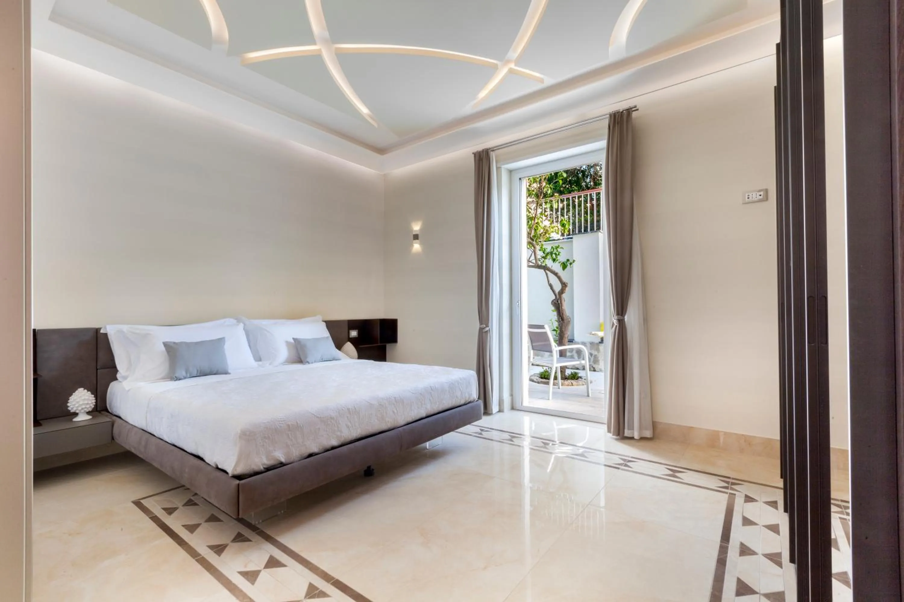 Bed in Sorrento Dream