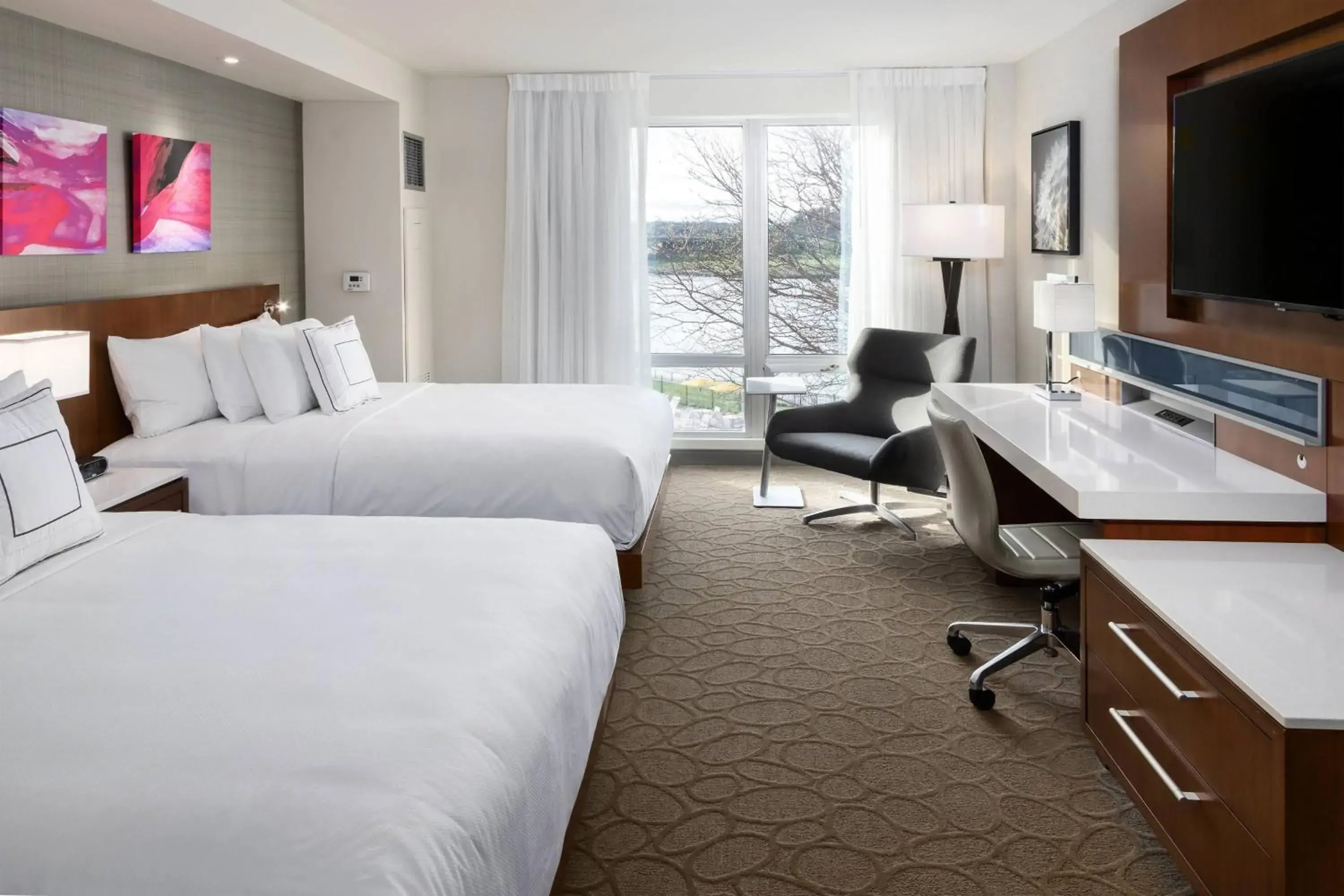 Queen Room with Two Queen Beds and River View - Hearing Accessible in South Sioux City Marriott Riverfront Queen Room with Two Queen Beds and River View - Hearing Accessible in South Sioux City Marriott Riverfront