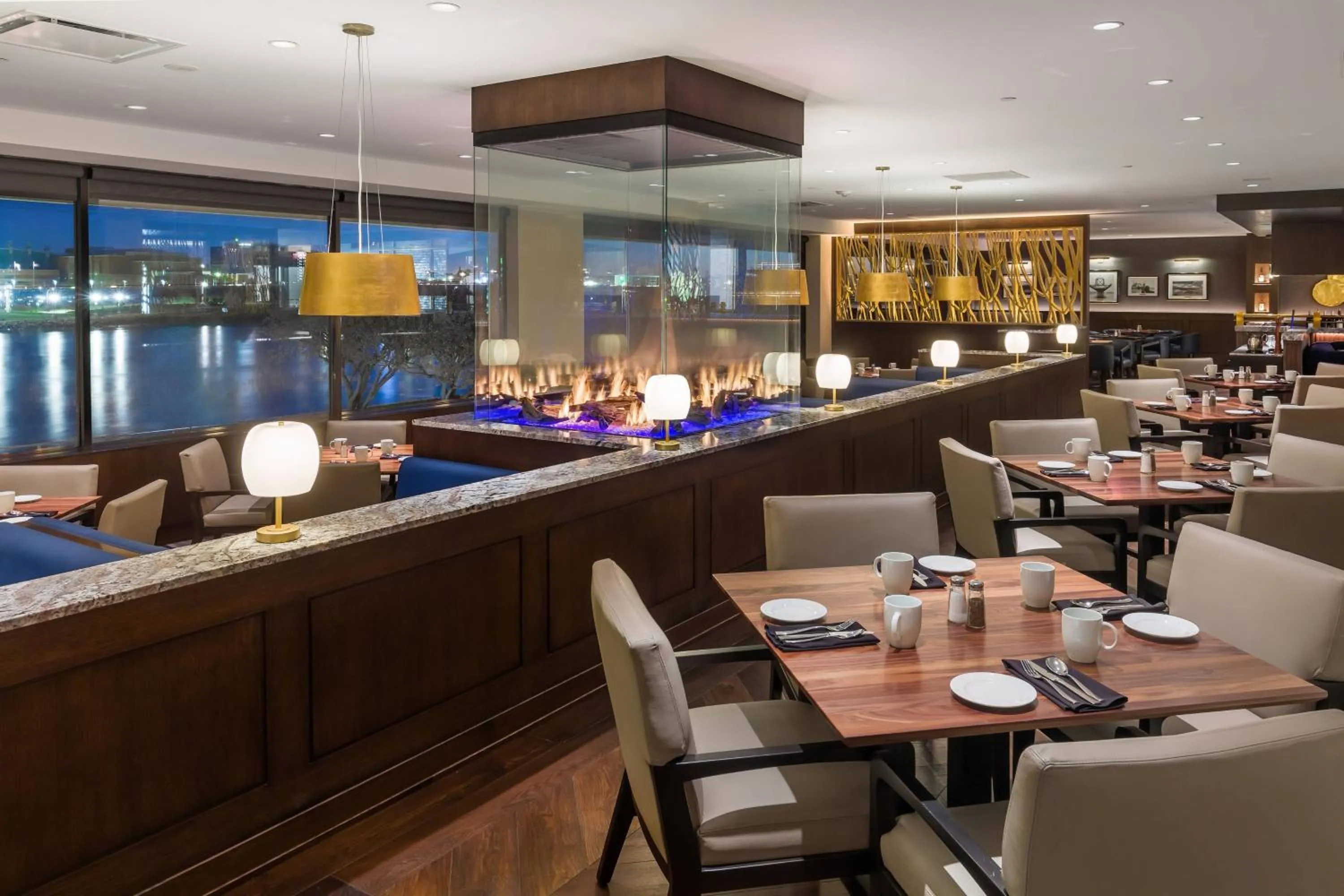 Restaurant/places to eat in South Sioux City Marriott Riverfront