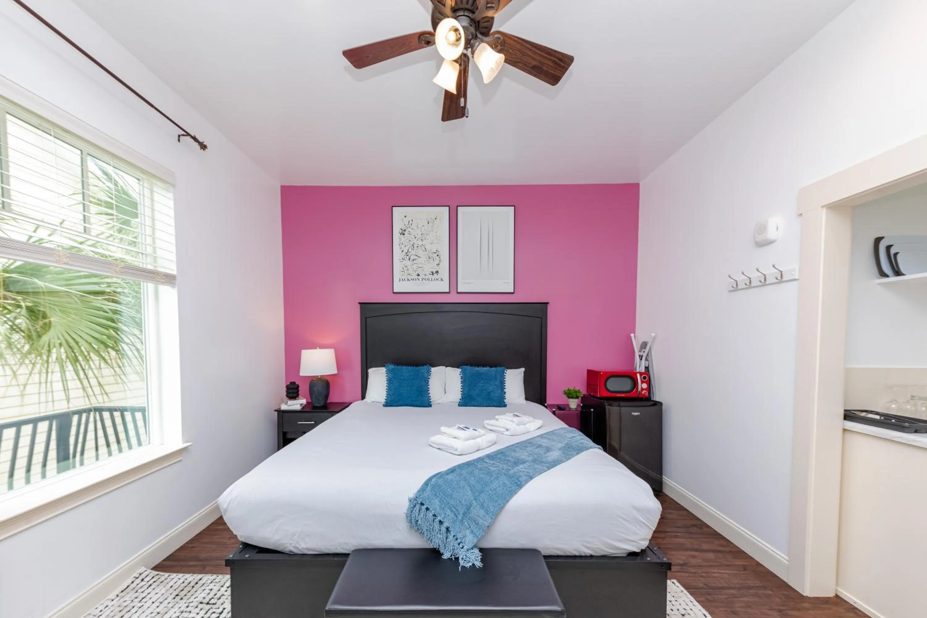 Bed in 30-A Inn & Suites