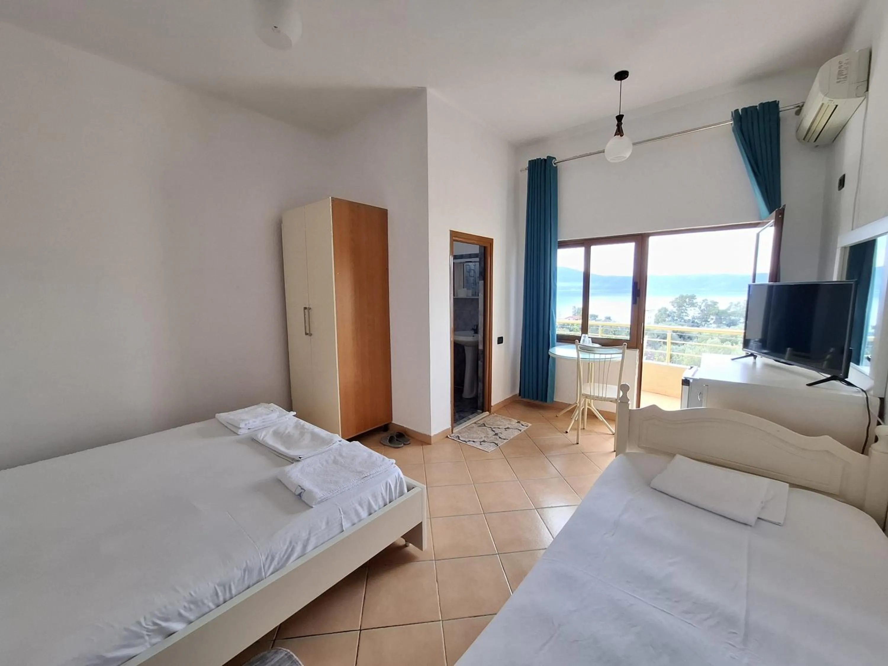 Bed in Hotel Sirena