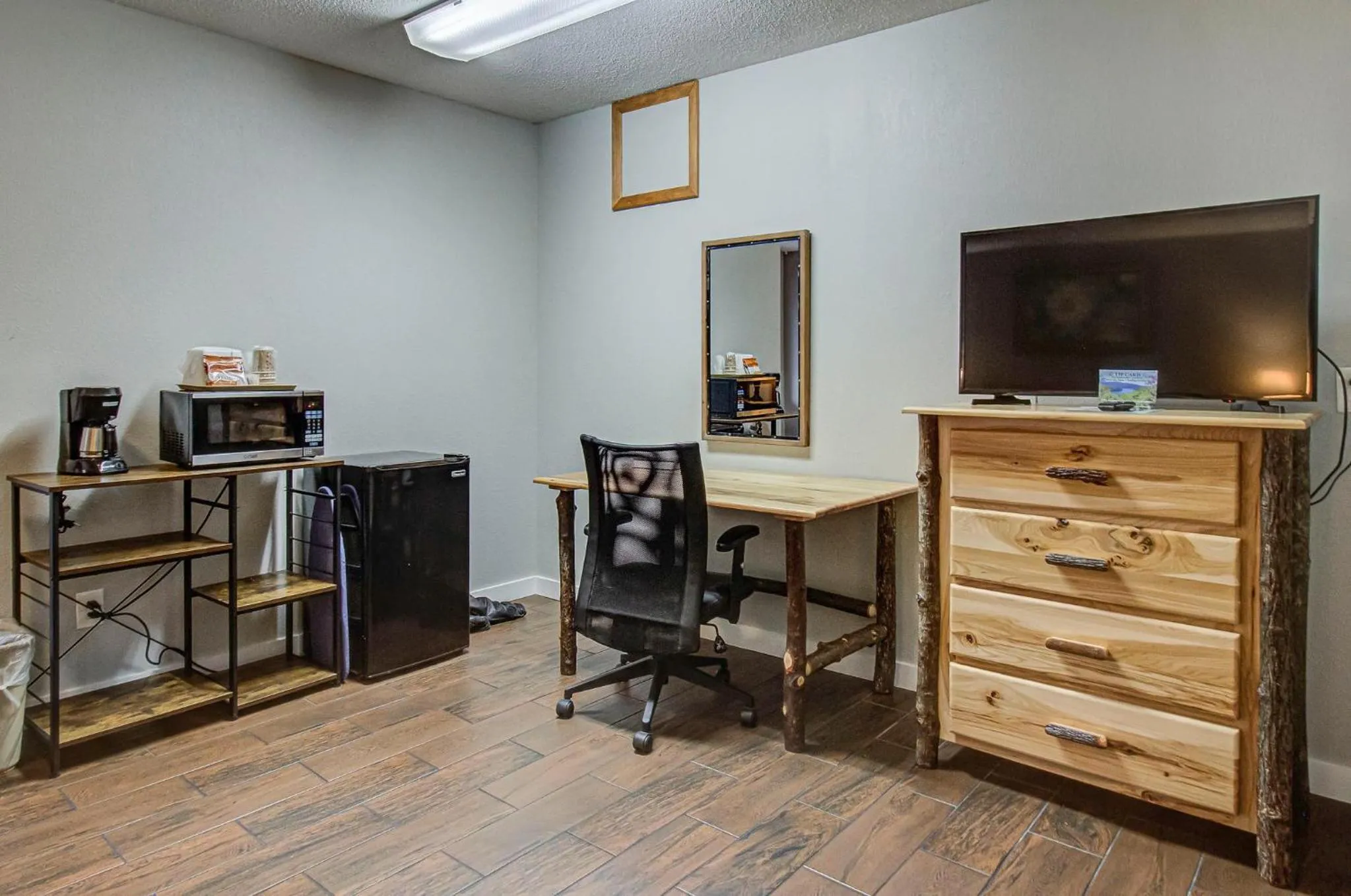 TV and multimedia in Brookside Lodge