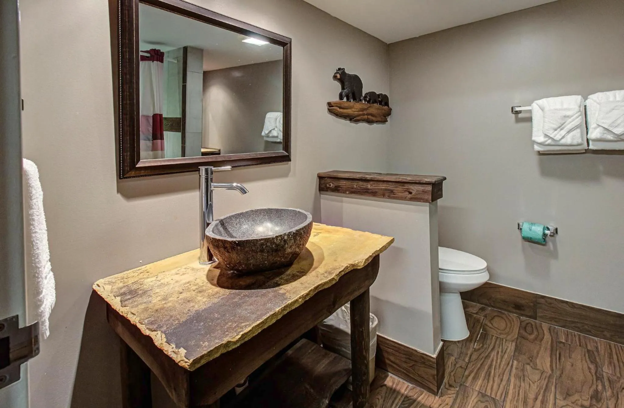 towels in Brookside Lodge