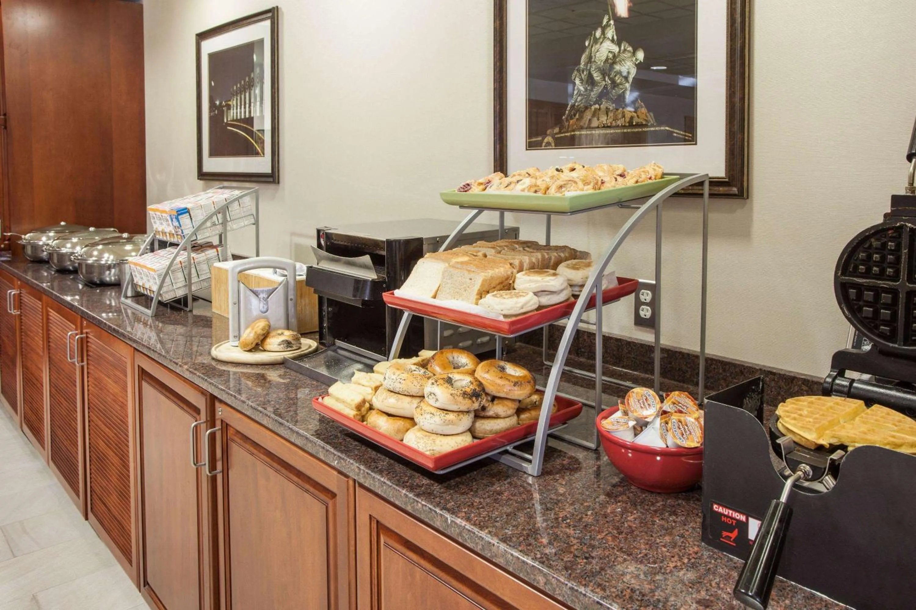Breakfast in Wingate by Wyndham - Dulles International