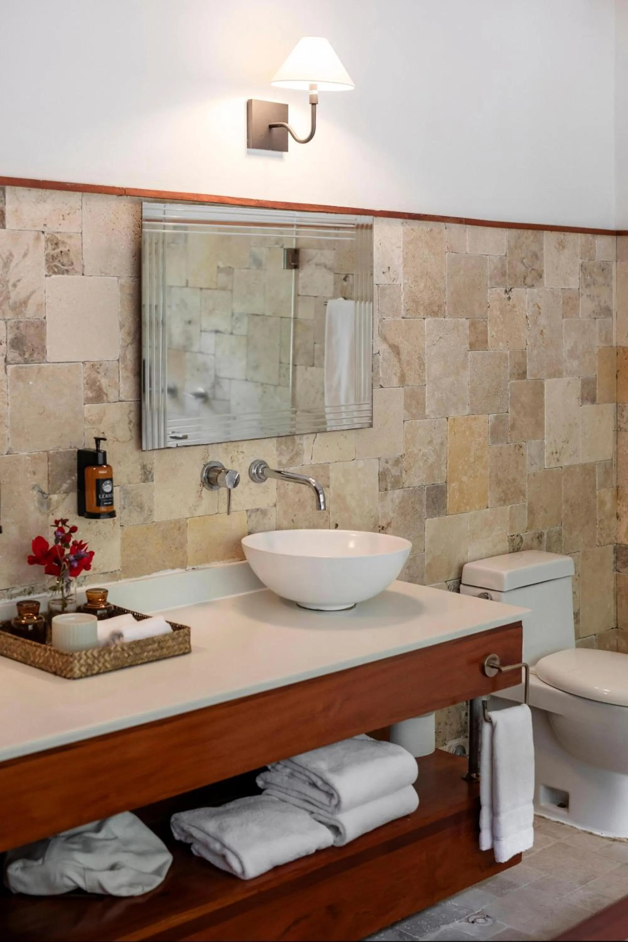 Bathroom in Hotel Finca Lerida Coffee Plantation and Boutique Hotel