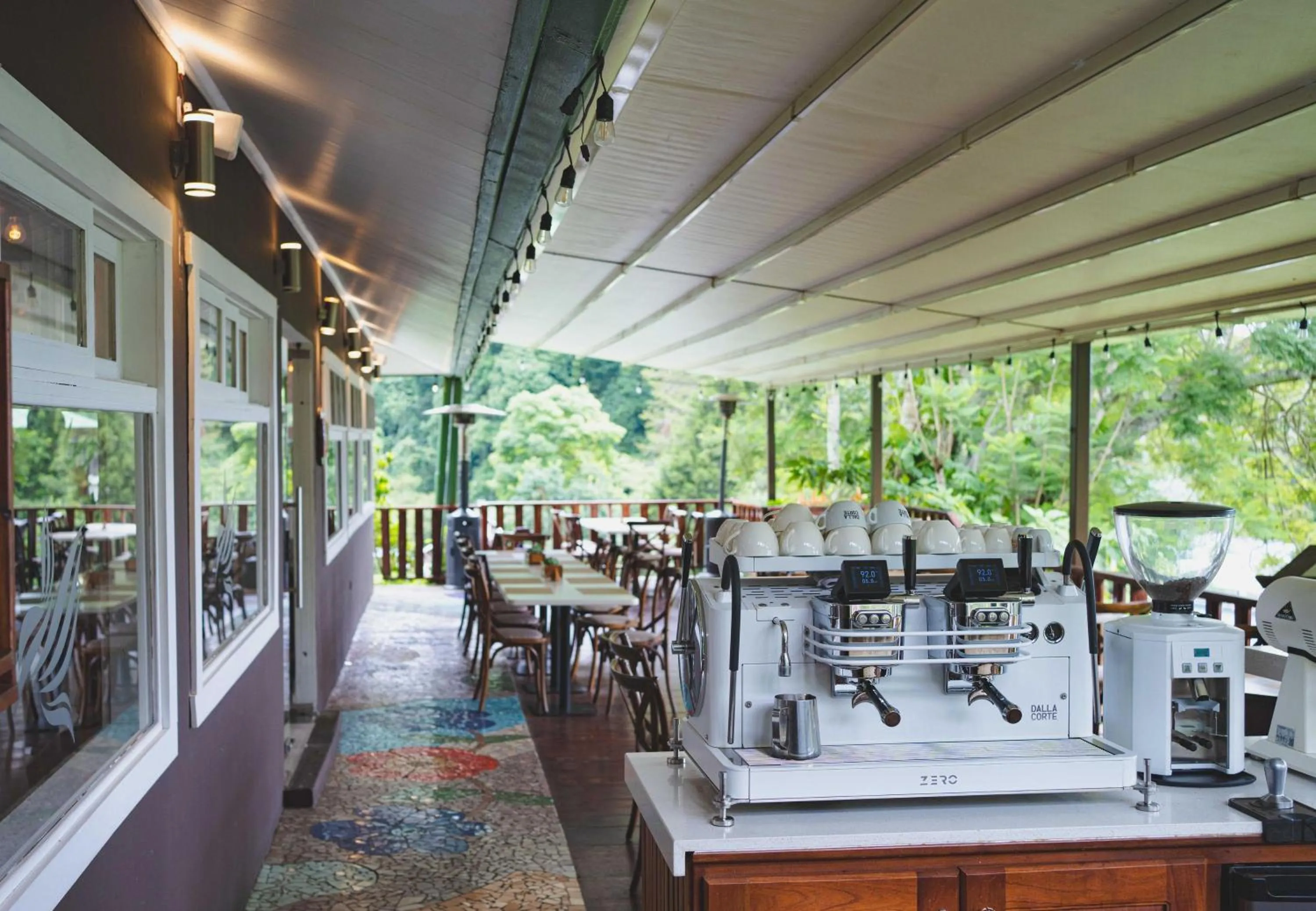 Restaurant/places to eat in Hotel Finca Lerida Coffee Plantation and Boutique Hotel