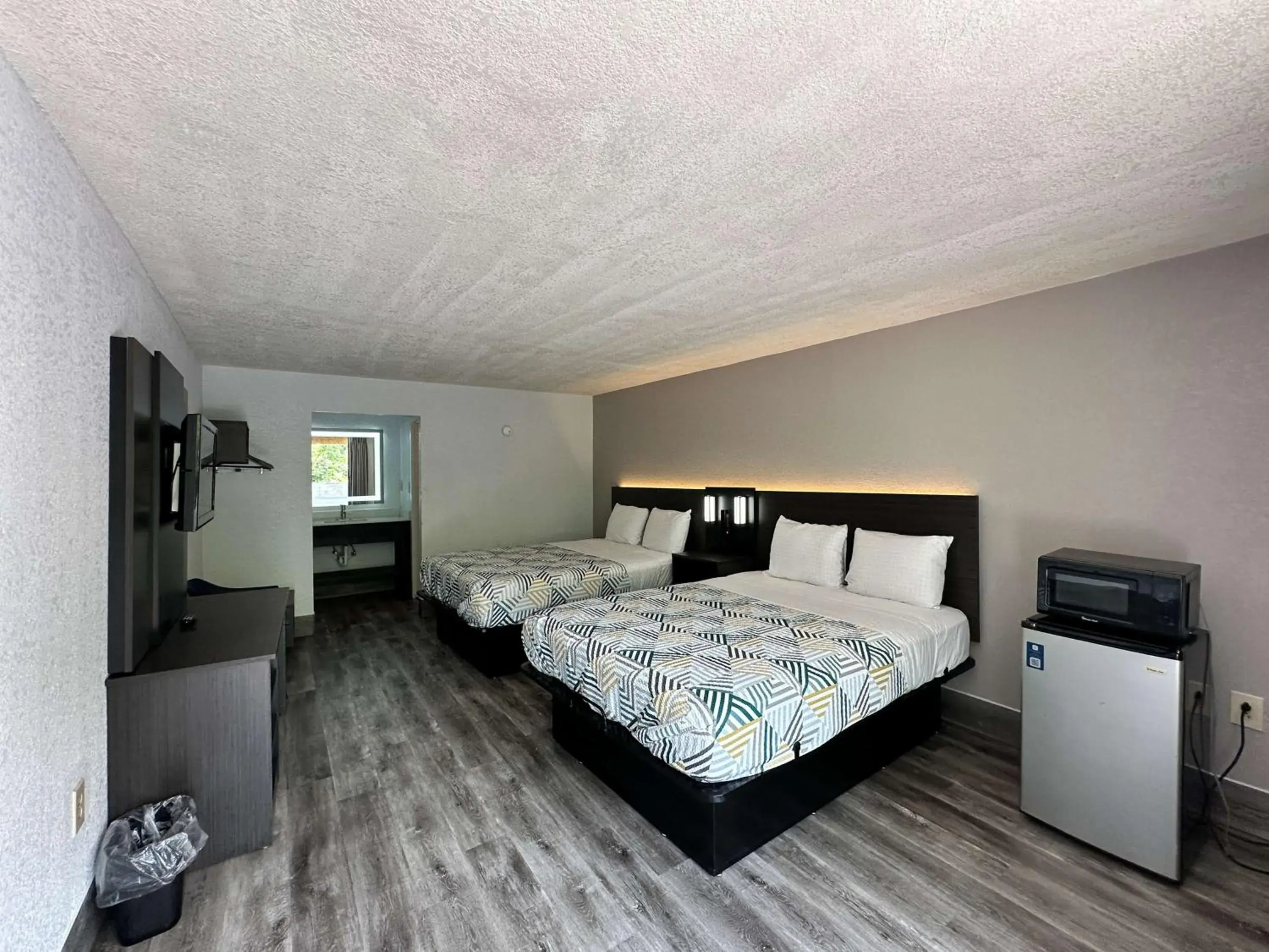 Bedroom, Bed in Motel 6 Spartanburg, SC Northwest Business 85 Bedroom, Bed in Motel 6 Spartanburg, SC Northwest Business 85