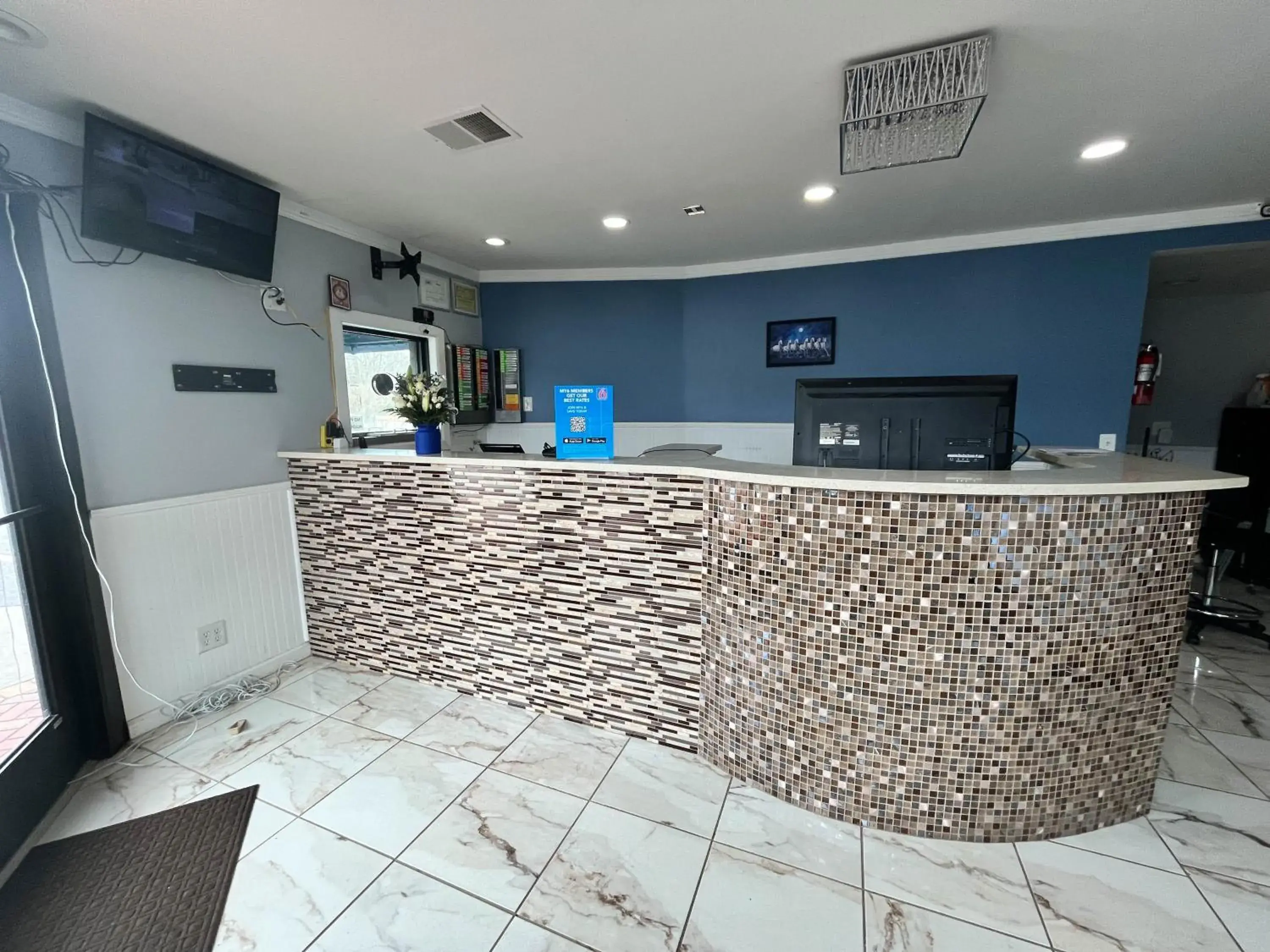 Property building in Motel 6 Spartanburg, SC Northwest Business 85 Property building in Motel 6 Spartanburg, SC Northwest Business 85