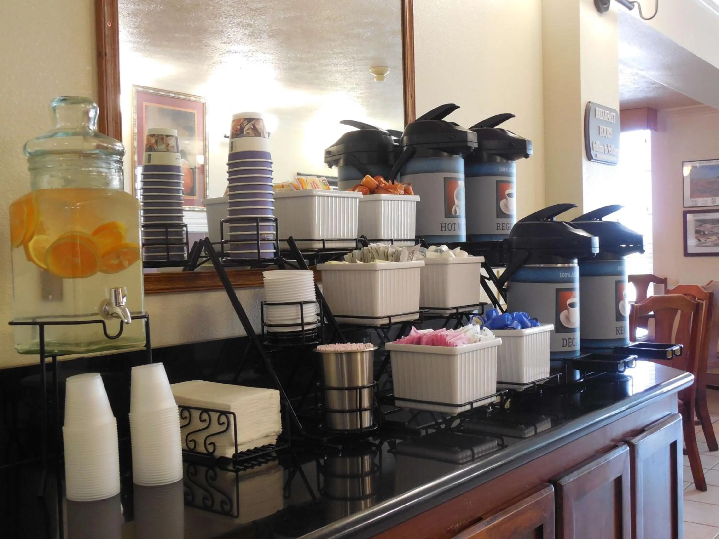 Lobby or reception in Best Western John Jay Inn