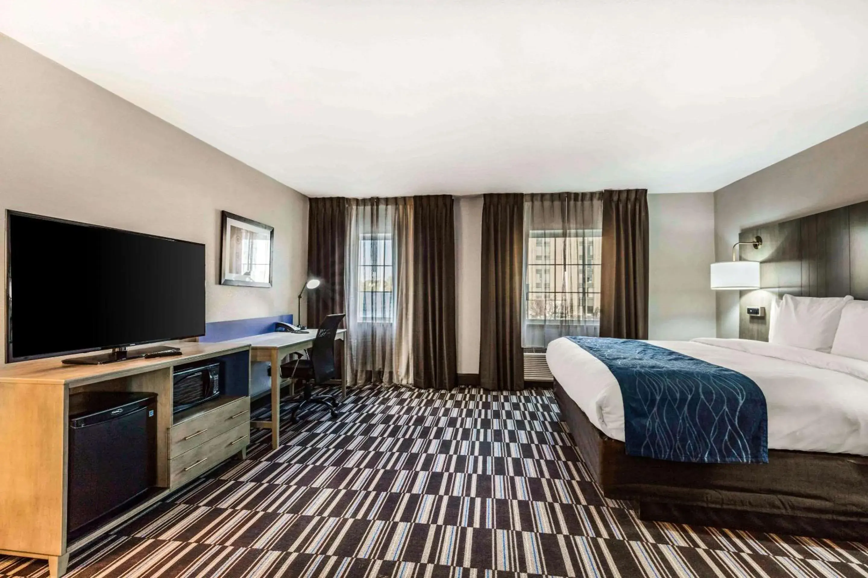 Photo of the whole room, Bed in Comfort Inn Memphis Airport West Photo of the whole room, Bed in Comfort Inn Memphis Airport West