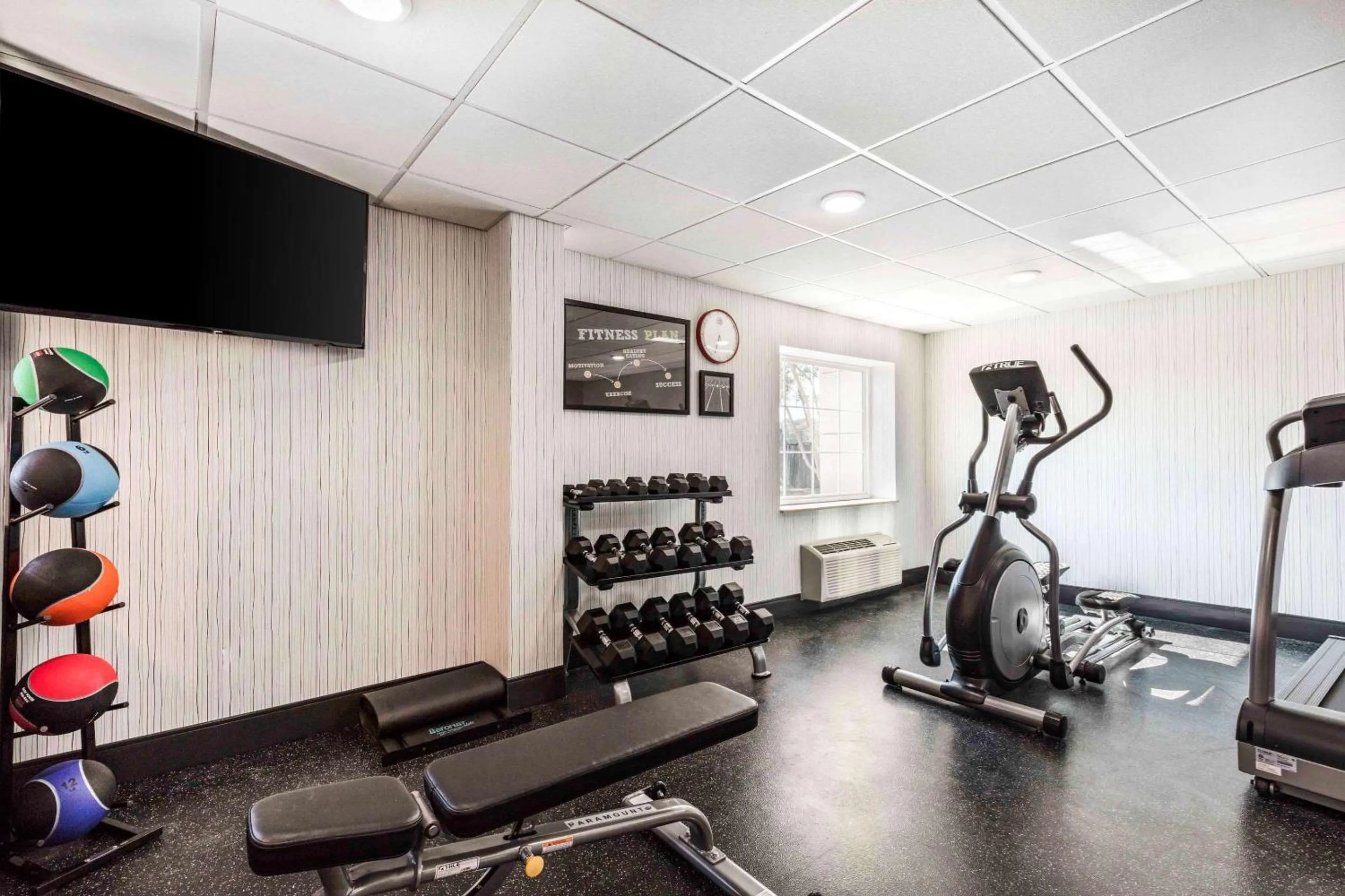 Fitness centre/facilities in Comfort Inn Memphis Airport West