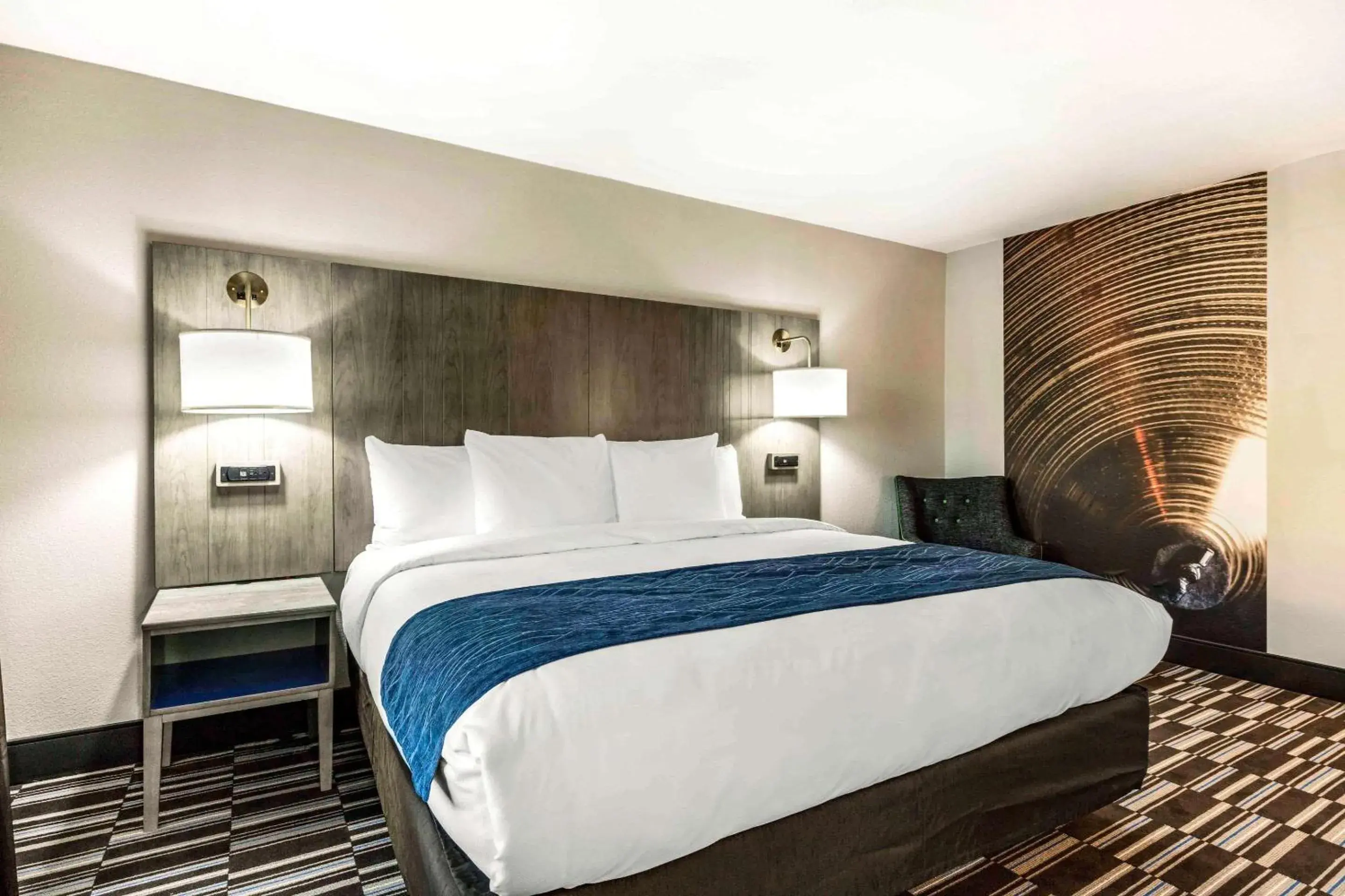 Photo of the whole room, Bed in Comfort Inn Memphis Airport West Photo of the whole room, Bed in Comfort Inn Memphis Airport West