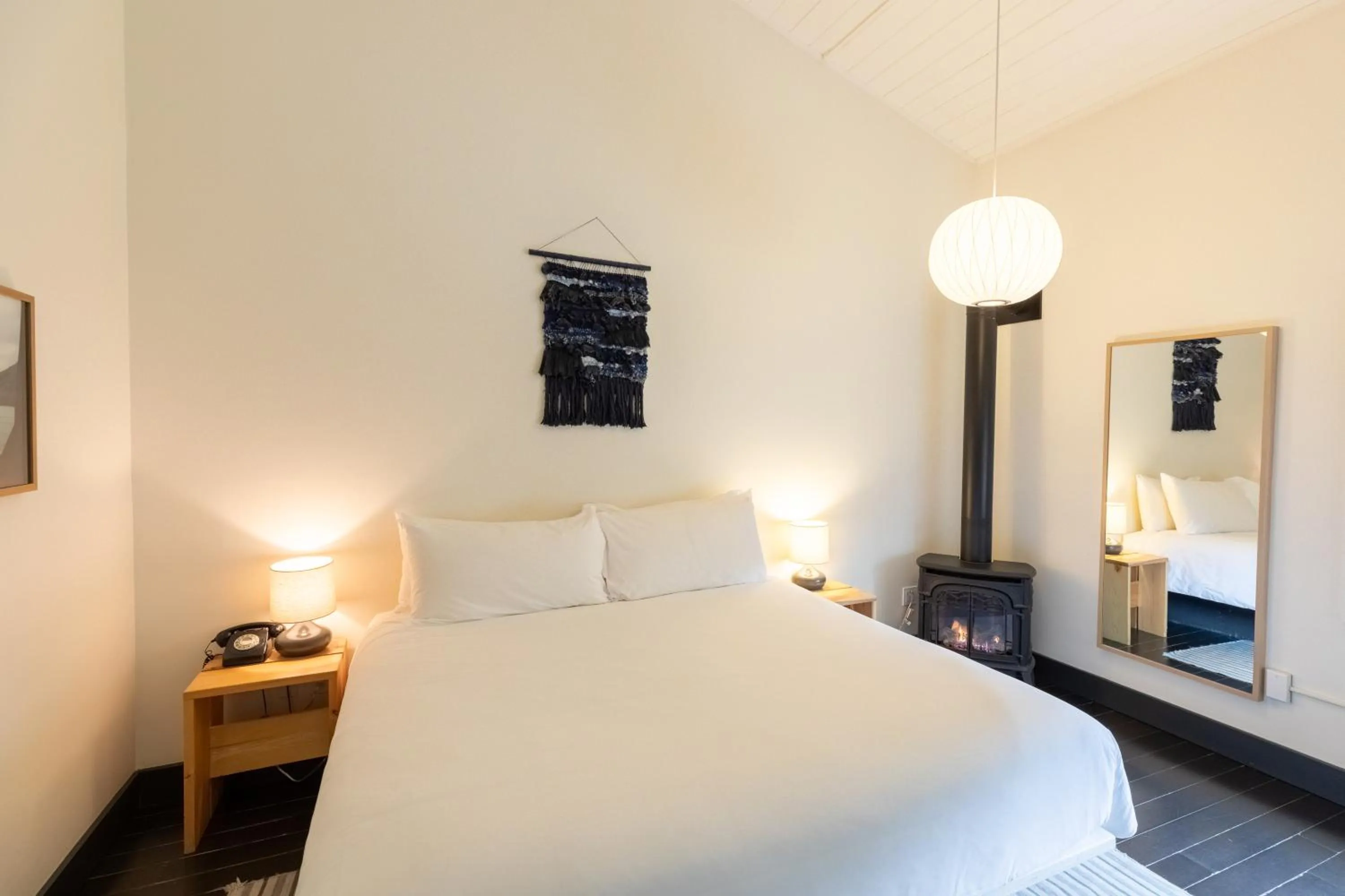 Bed in Scribner's Catskill Lodge, a Member of Design Hotels