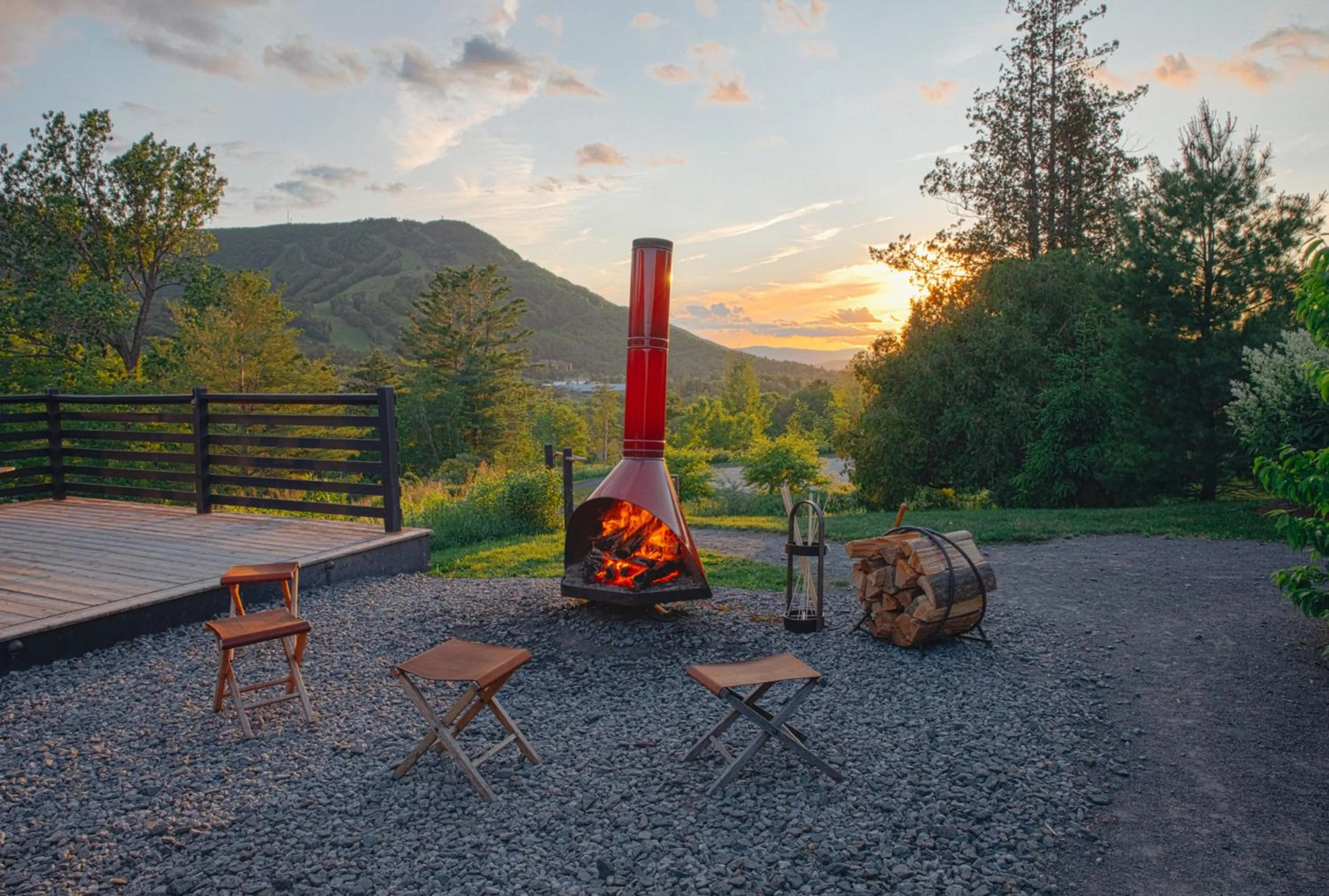 fireplace in Scribner's Catskill Lodge, a Member of Design Hotels