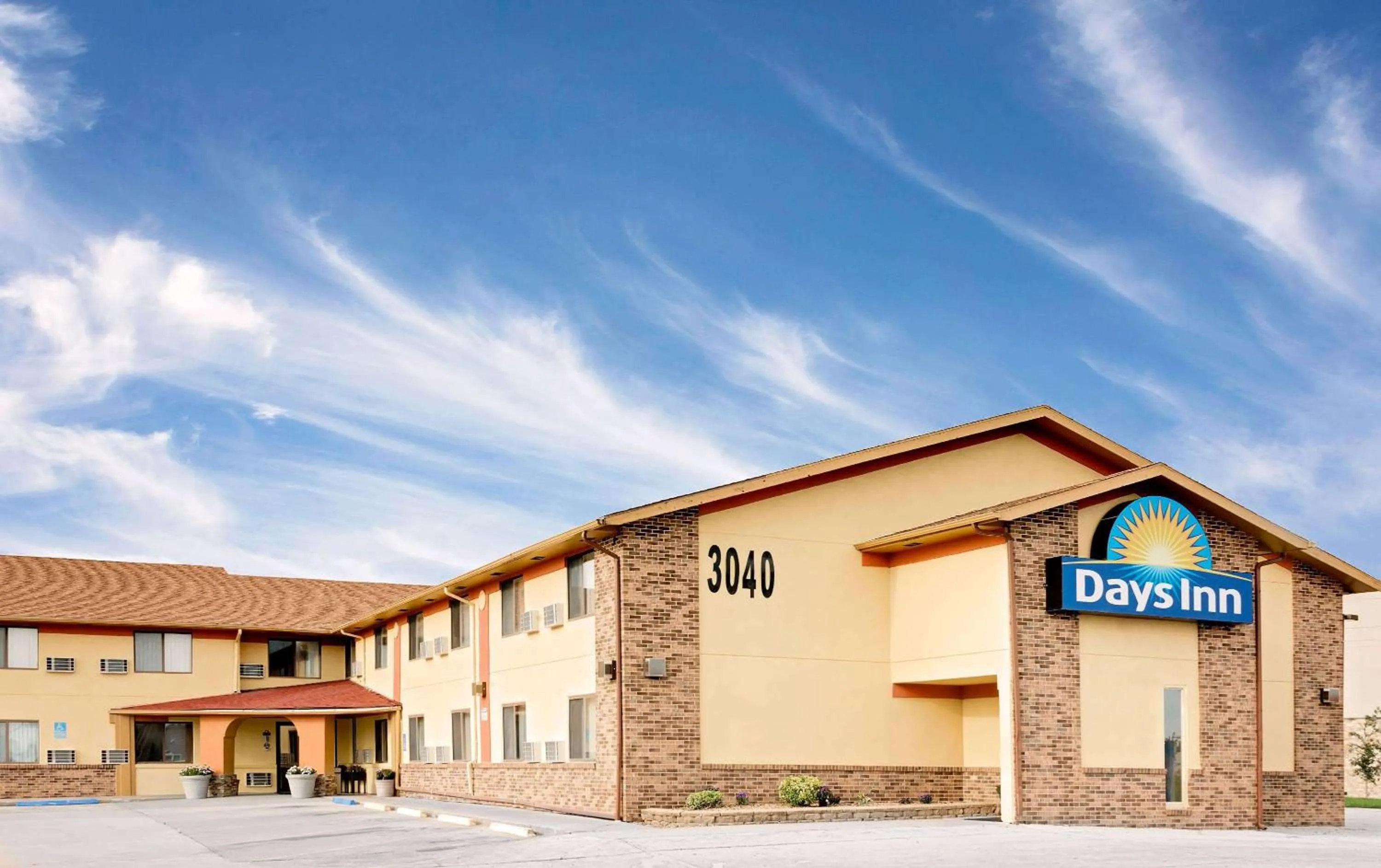 Property building in Days Inn by Wyndham Fort Dodge